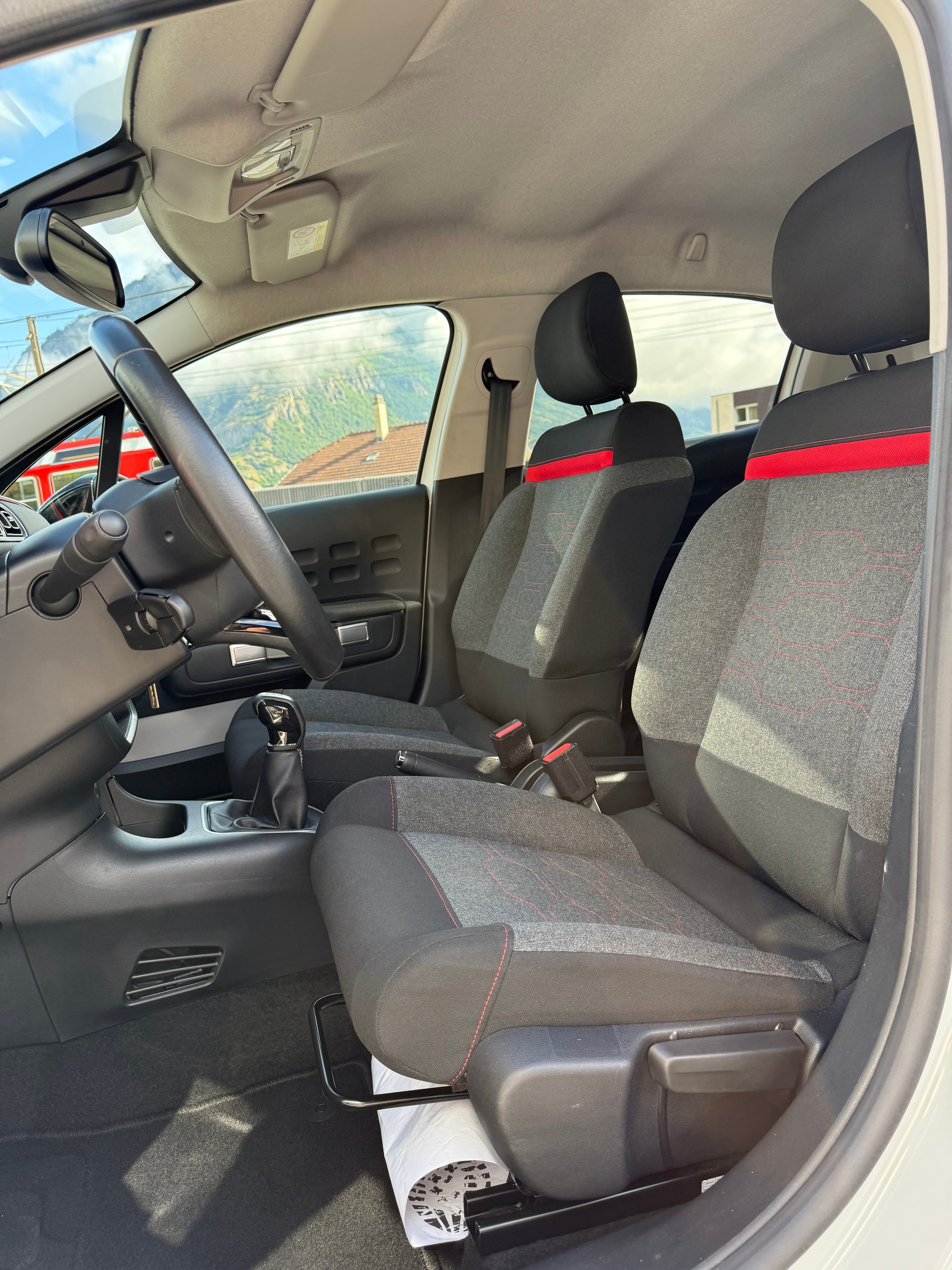 CITROEN C3 1.2i PureTech Feel Edition - 14