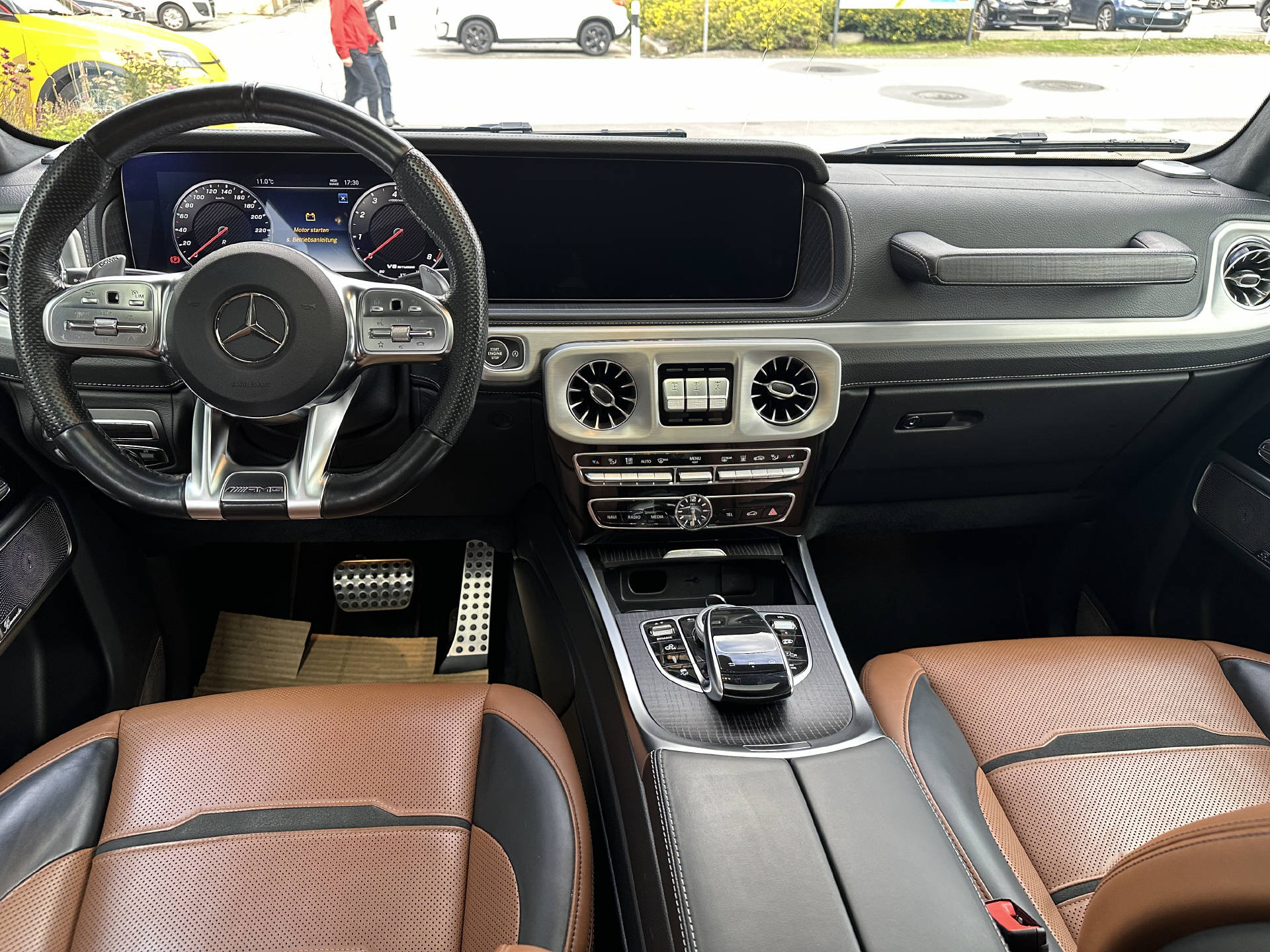 MERCEDES-BENZ G 63 AMG - 10