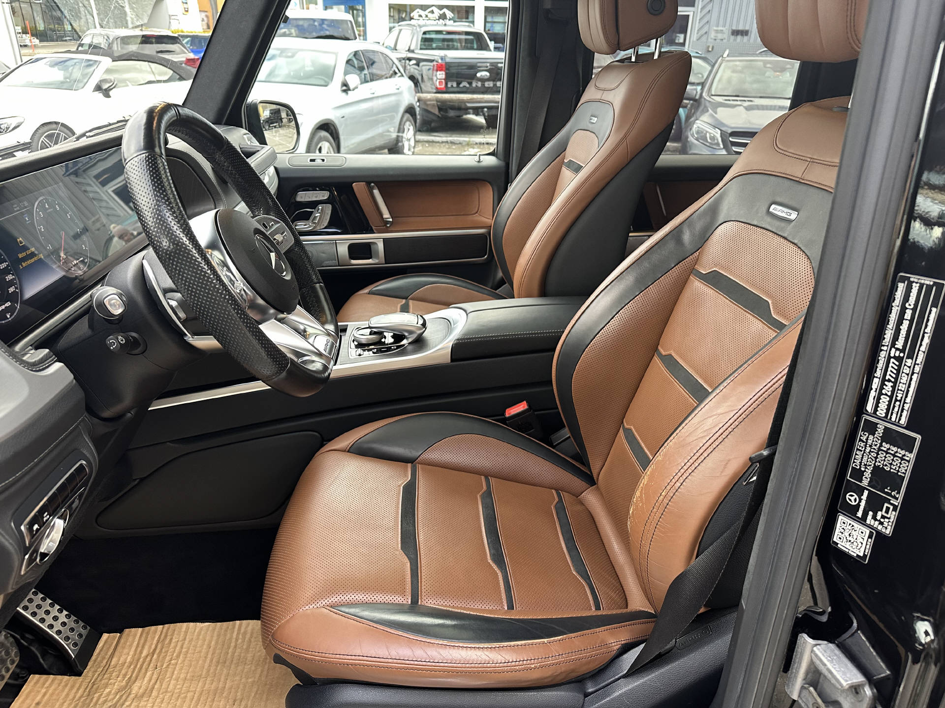 MERCEDES-BENZ G 63 AMG - 11