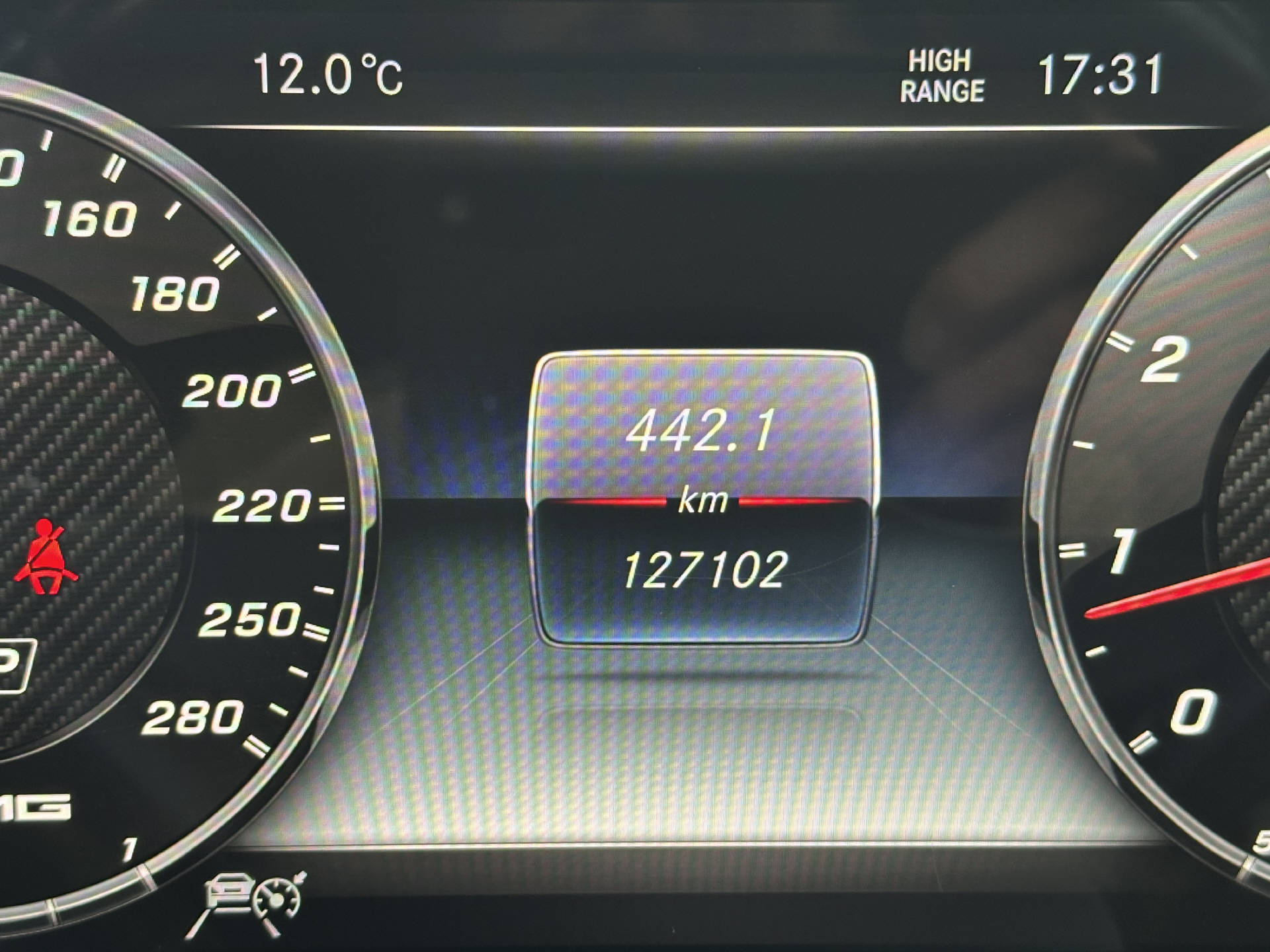 MERCEDES-BENZ G 63 AMG - 16