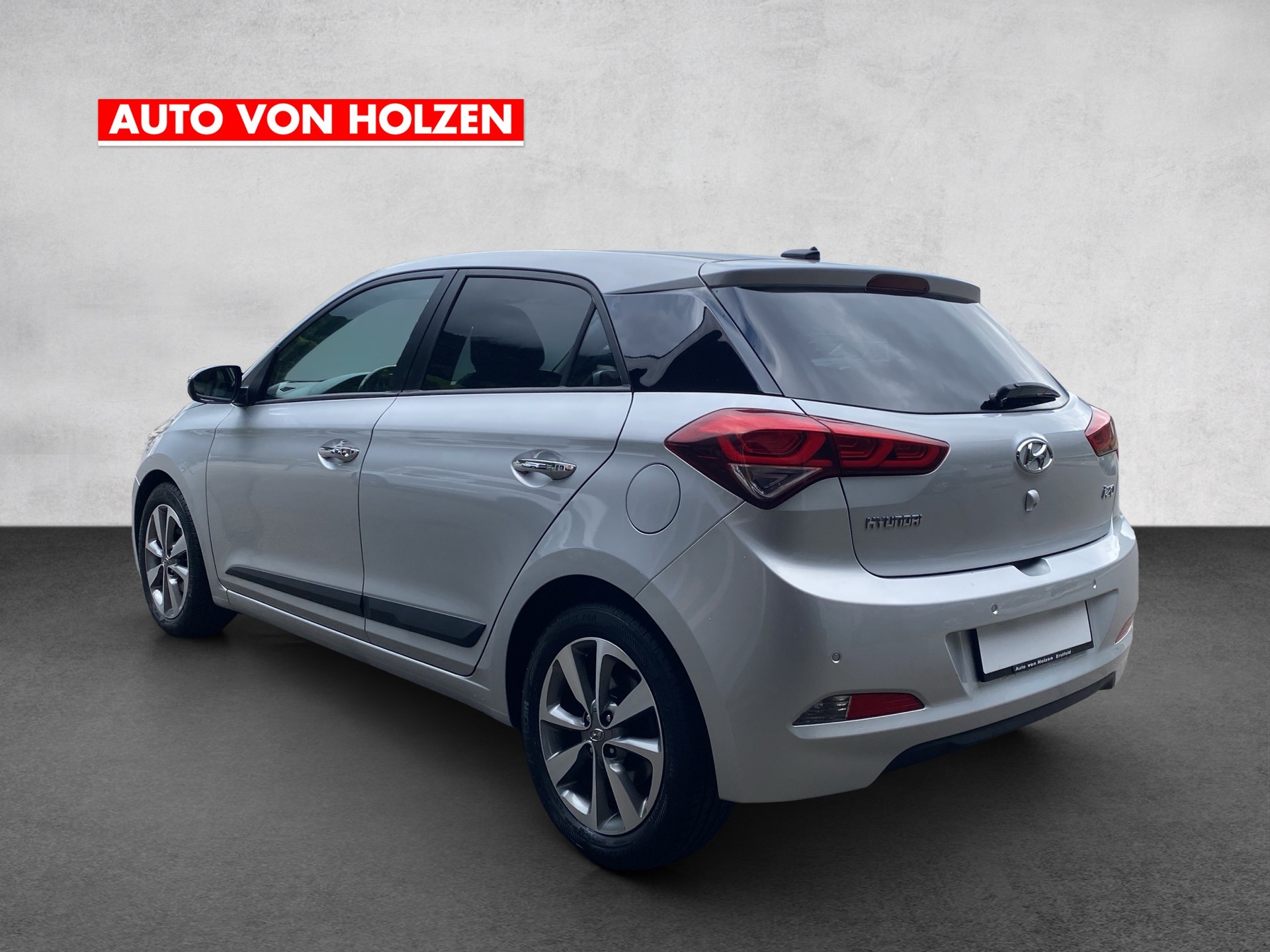 HYUNDAI i20 1.4 Vertex Automatic - 2