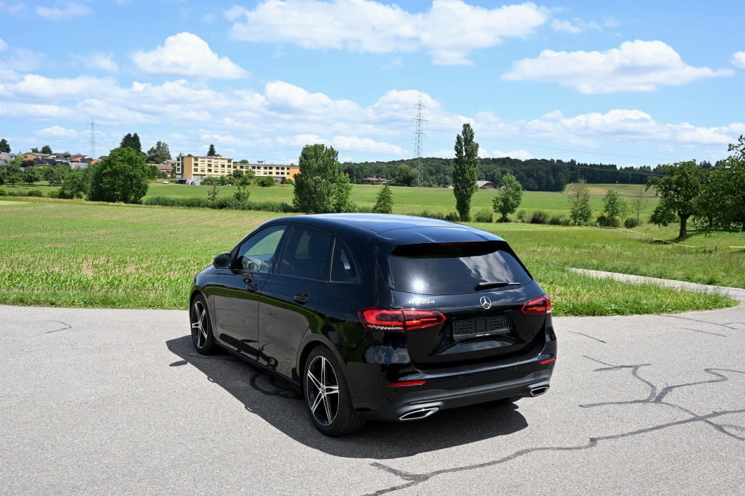 MERCEDES-BENZ B 200 d Night Star 8G-DCT - 4