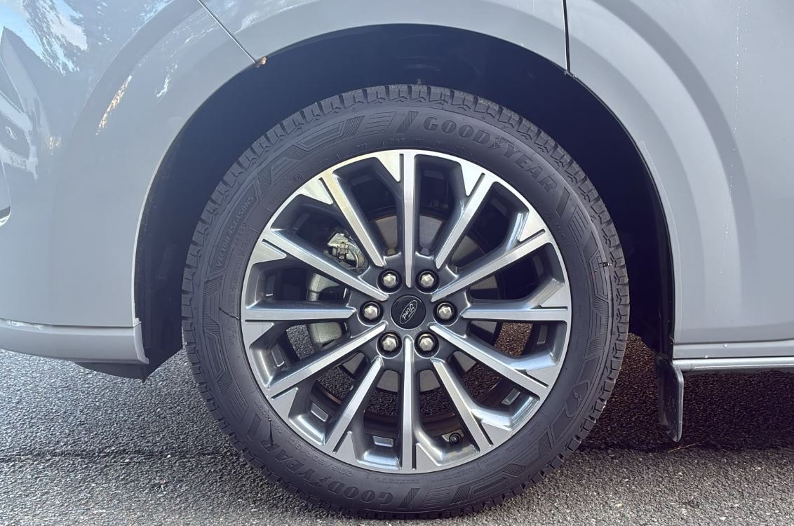 FORD Tourneo Bus 340 L1H1 PHEV TitaniumX Fancy-Grau - 6