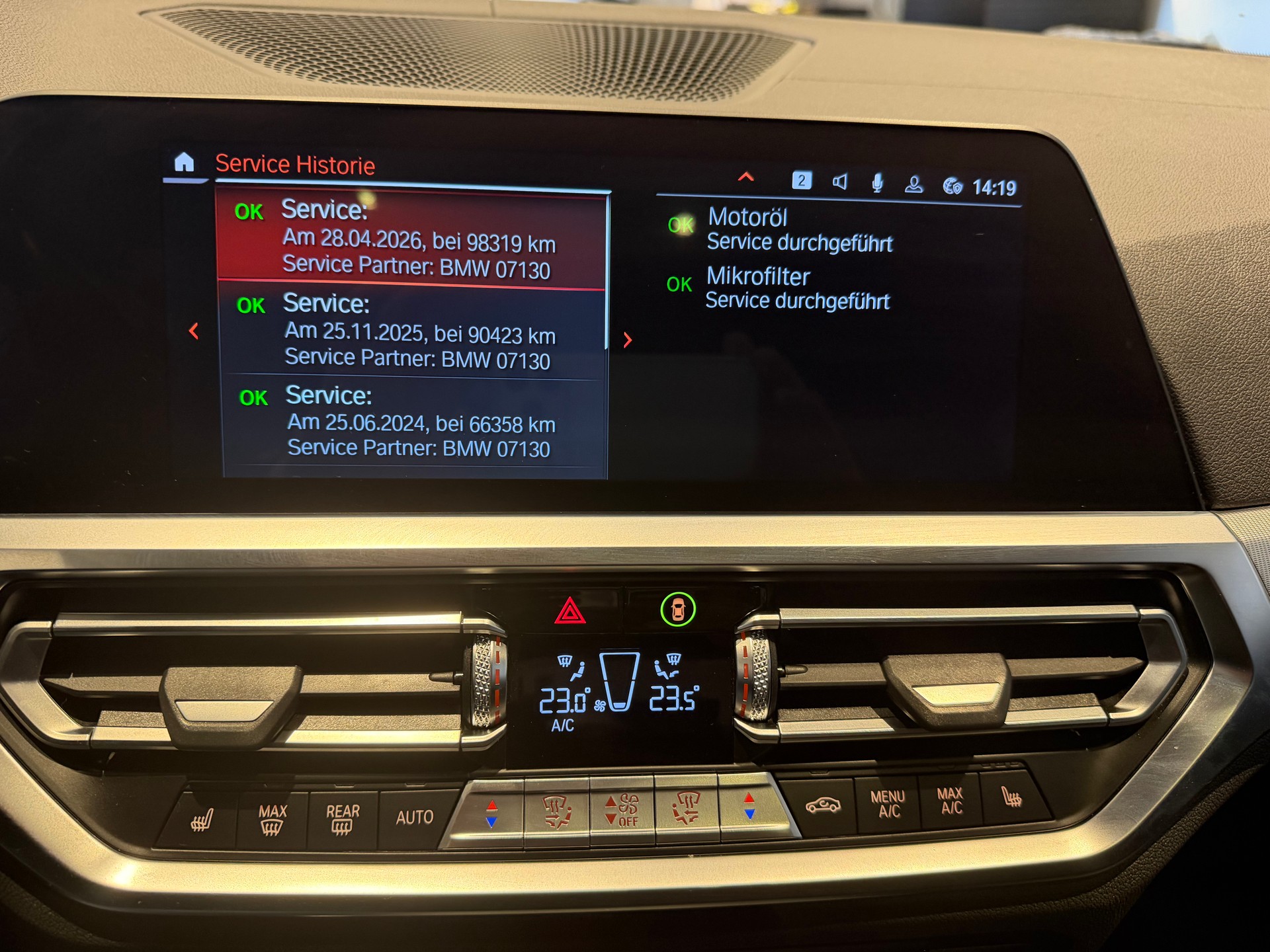 BMW M340i xDrive MSport - 16
