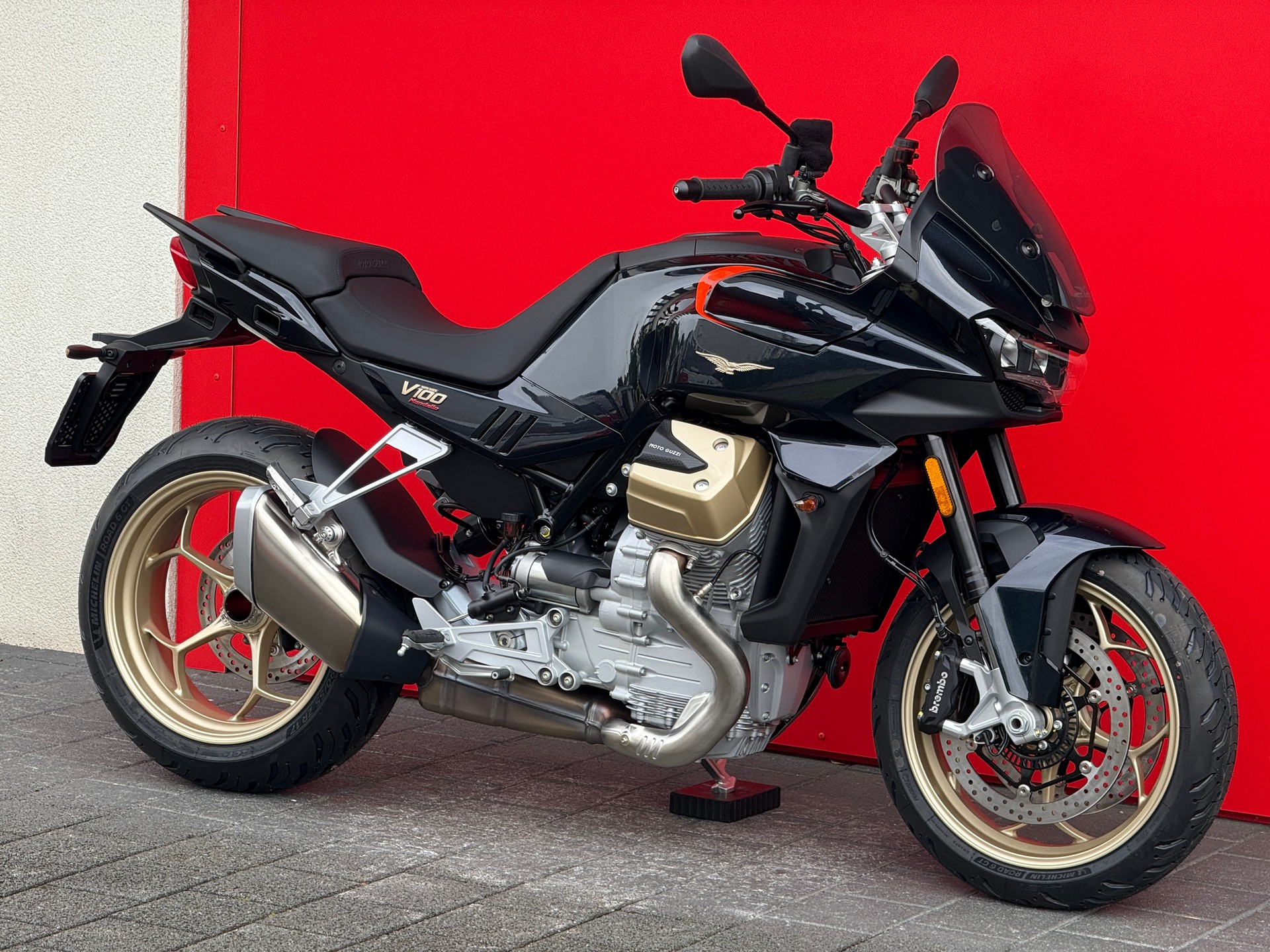 MOTO GUZZI V100 Mandello - 13
