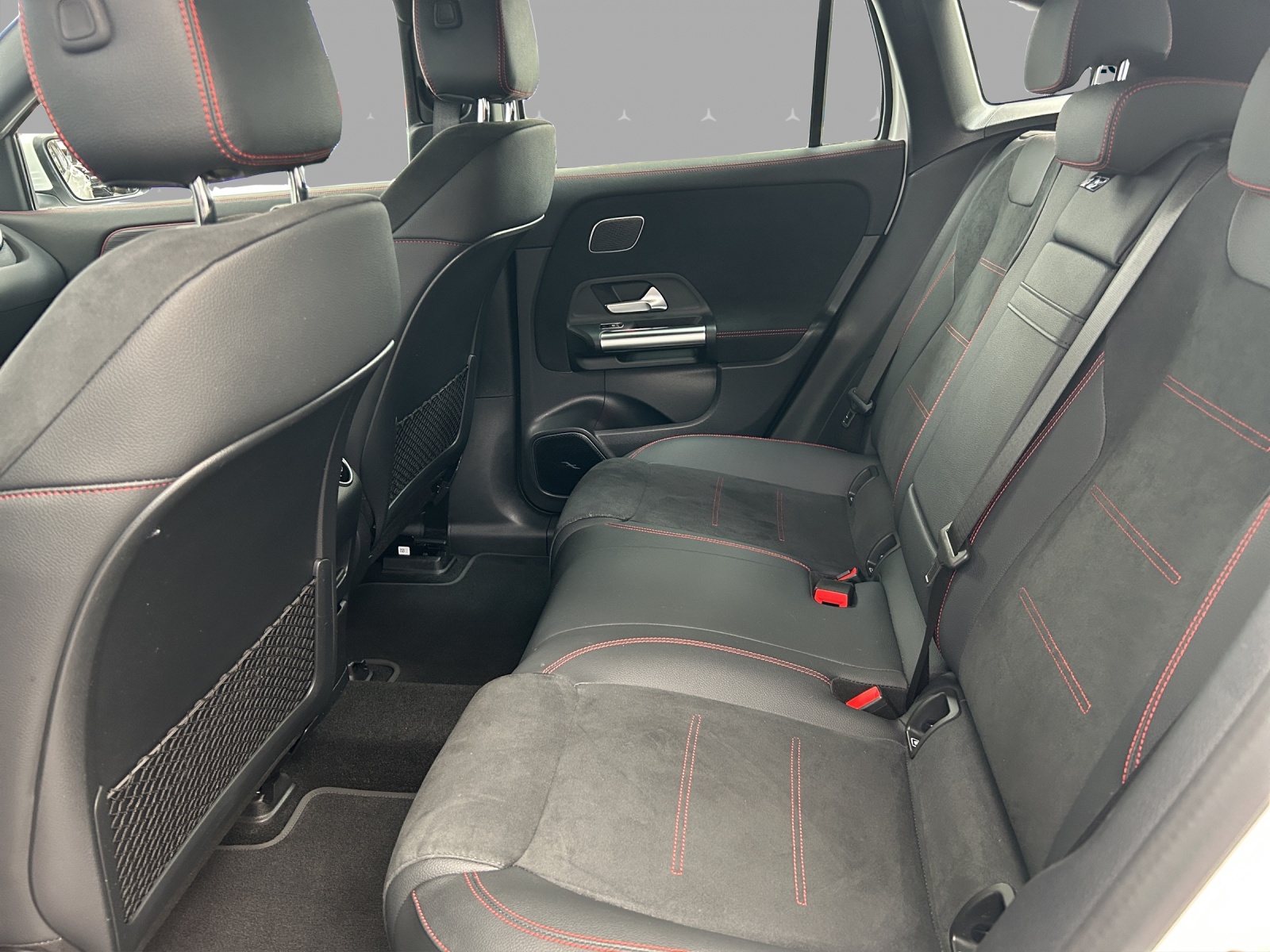 MERCEDES-BENZ EQA 350 66,5 kWh 4Matic Swiss Star - 14