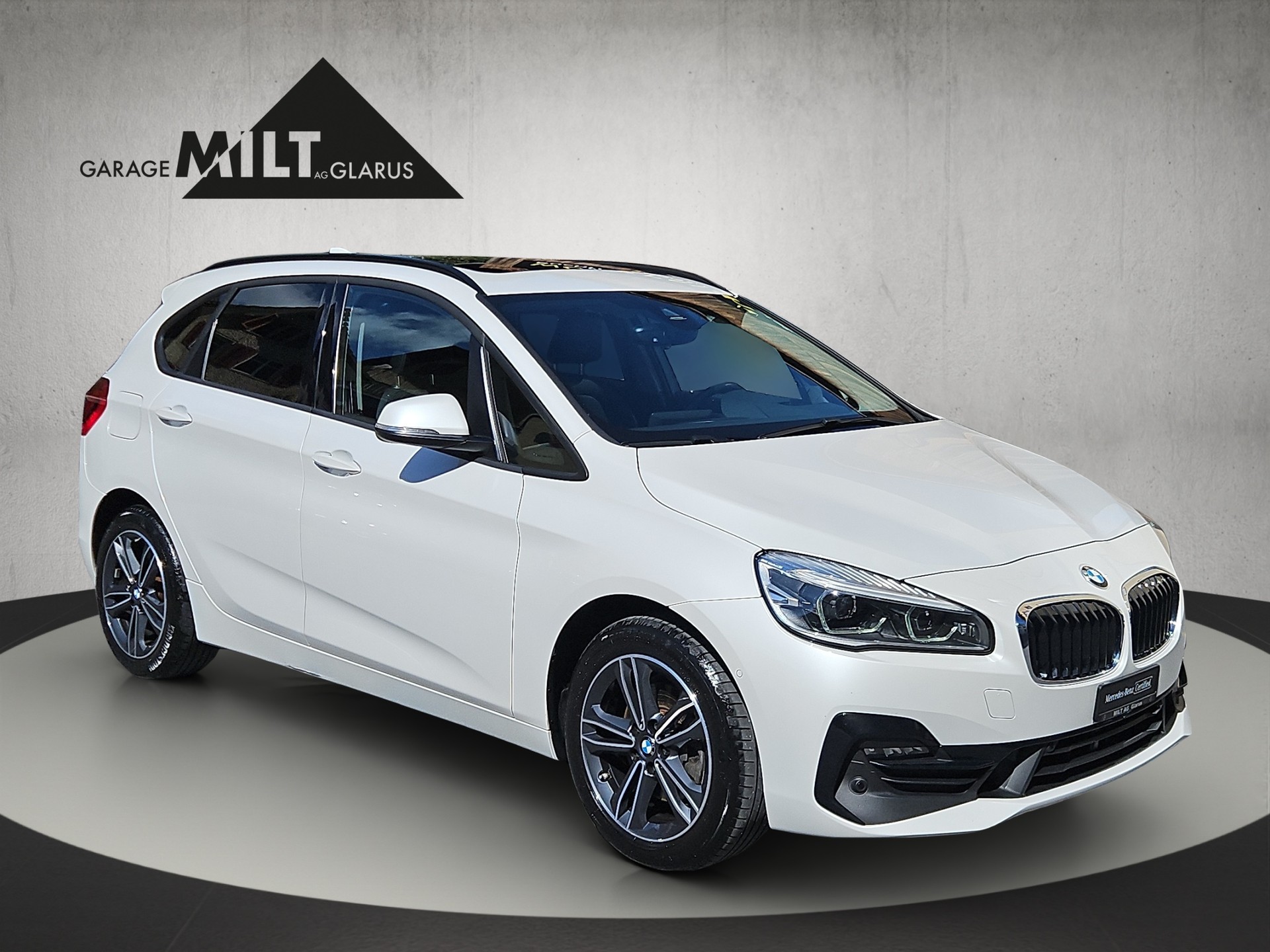 BMW 218d xDrive Active Tourer - 2