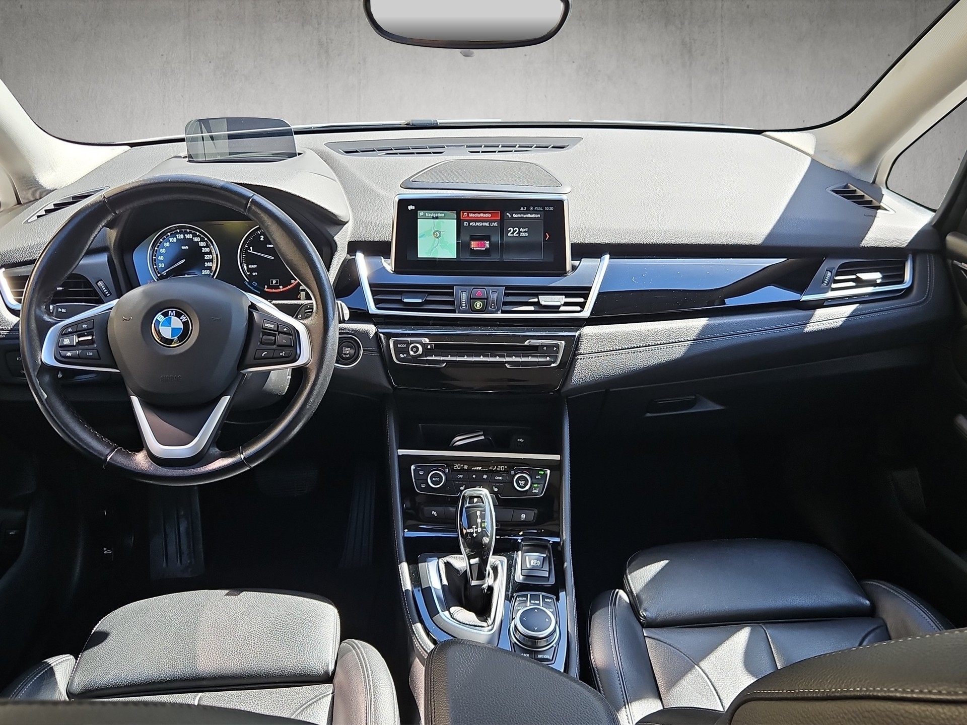 BMW 218d xDrive Active Tourer - 14