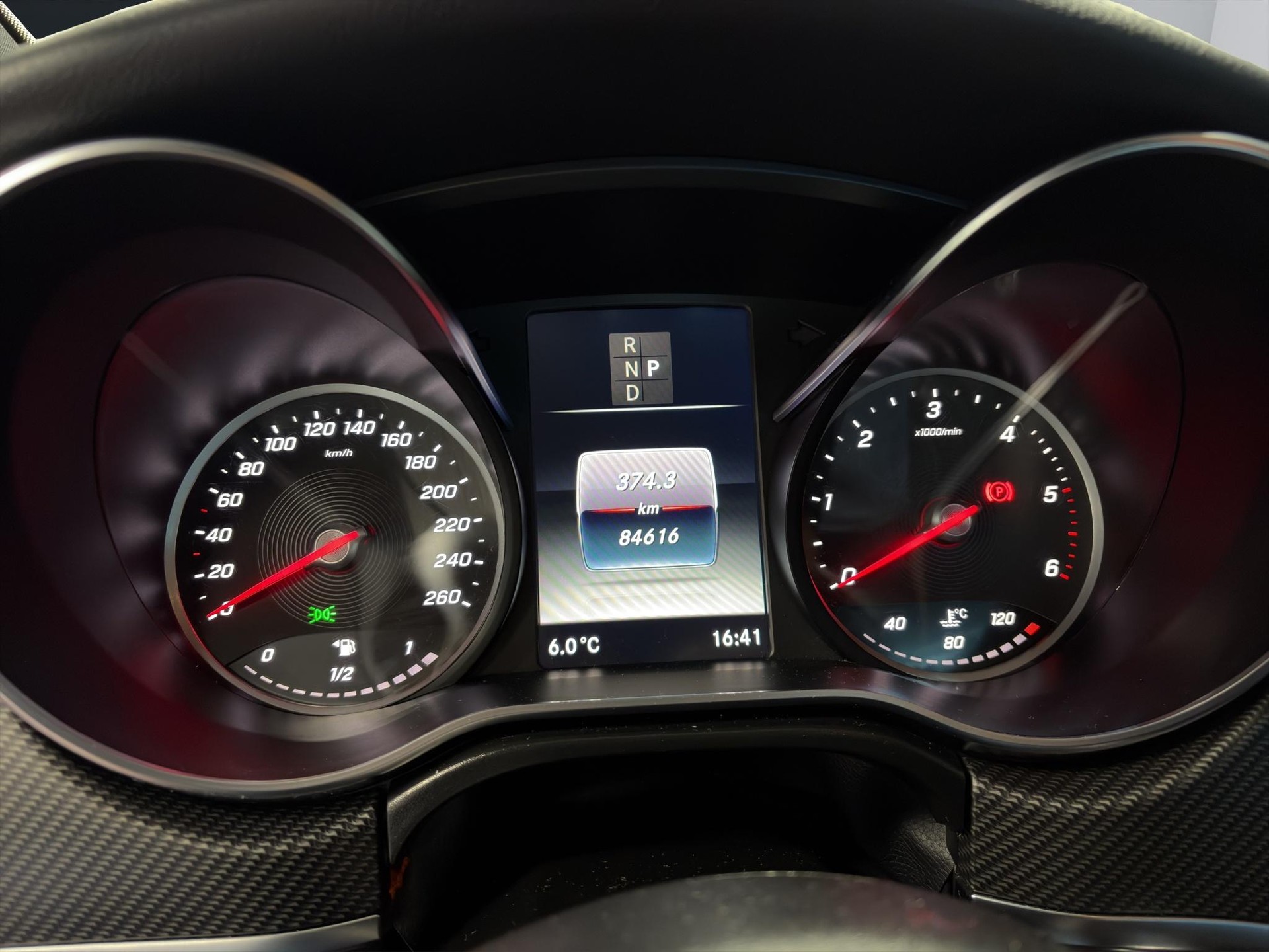 MERCEDES-BENZ V 300 d Swiss Ed lang 4matic Van - 9