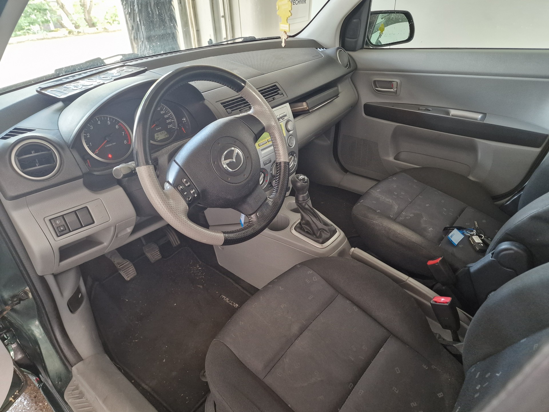 MAZDA 2 1.6i 16V Sport ab MFK 12Mt Gara 8xAlu Klima - 10