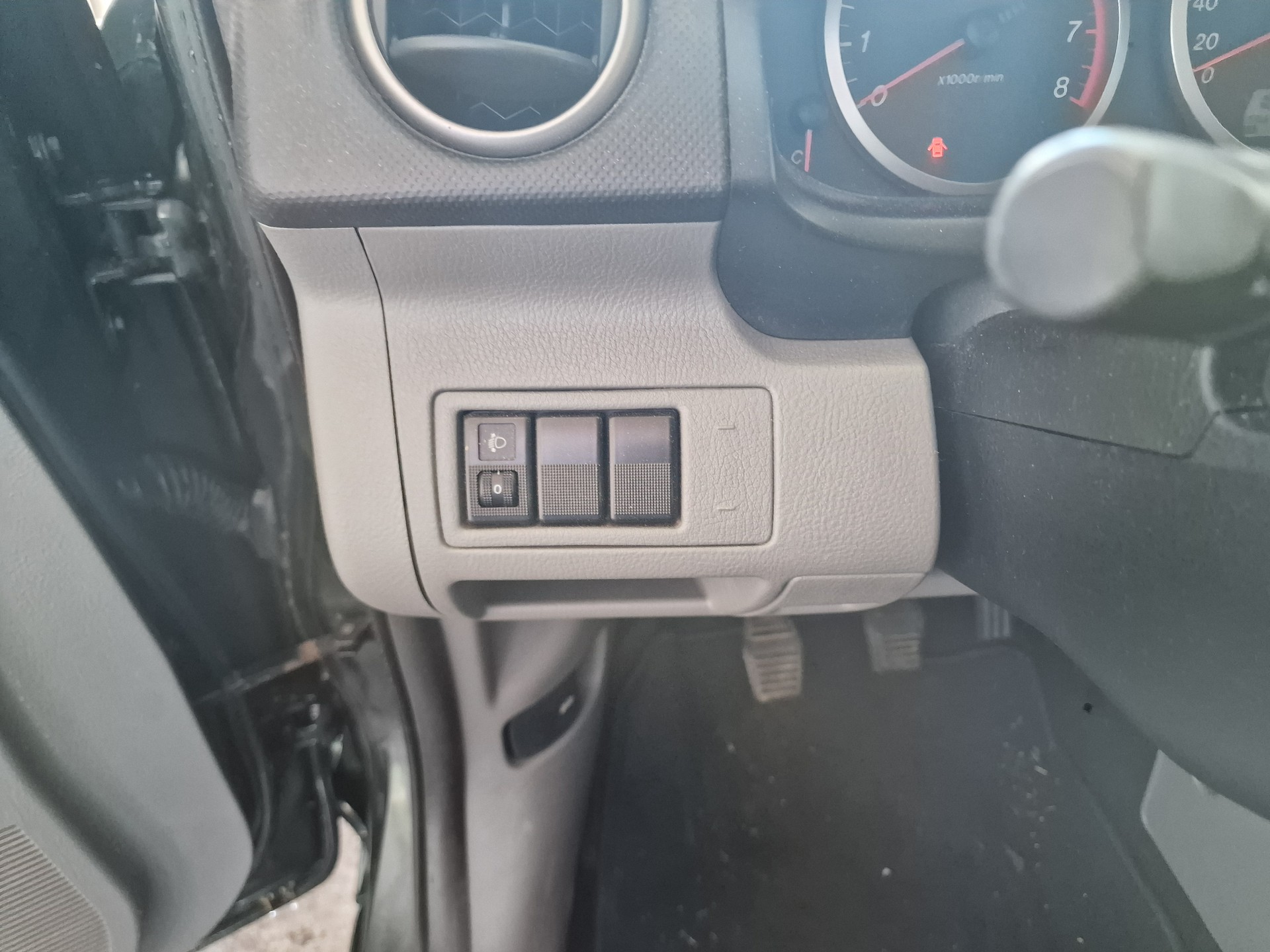 MAZDA 2 1.6i 16V Sport ab MFK 12Mt Gara 8xAlu Klima - 18