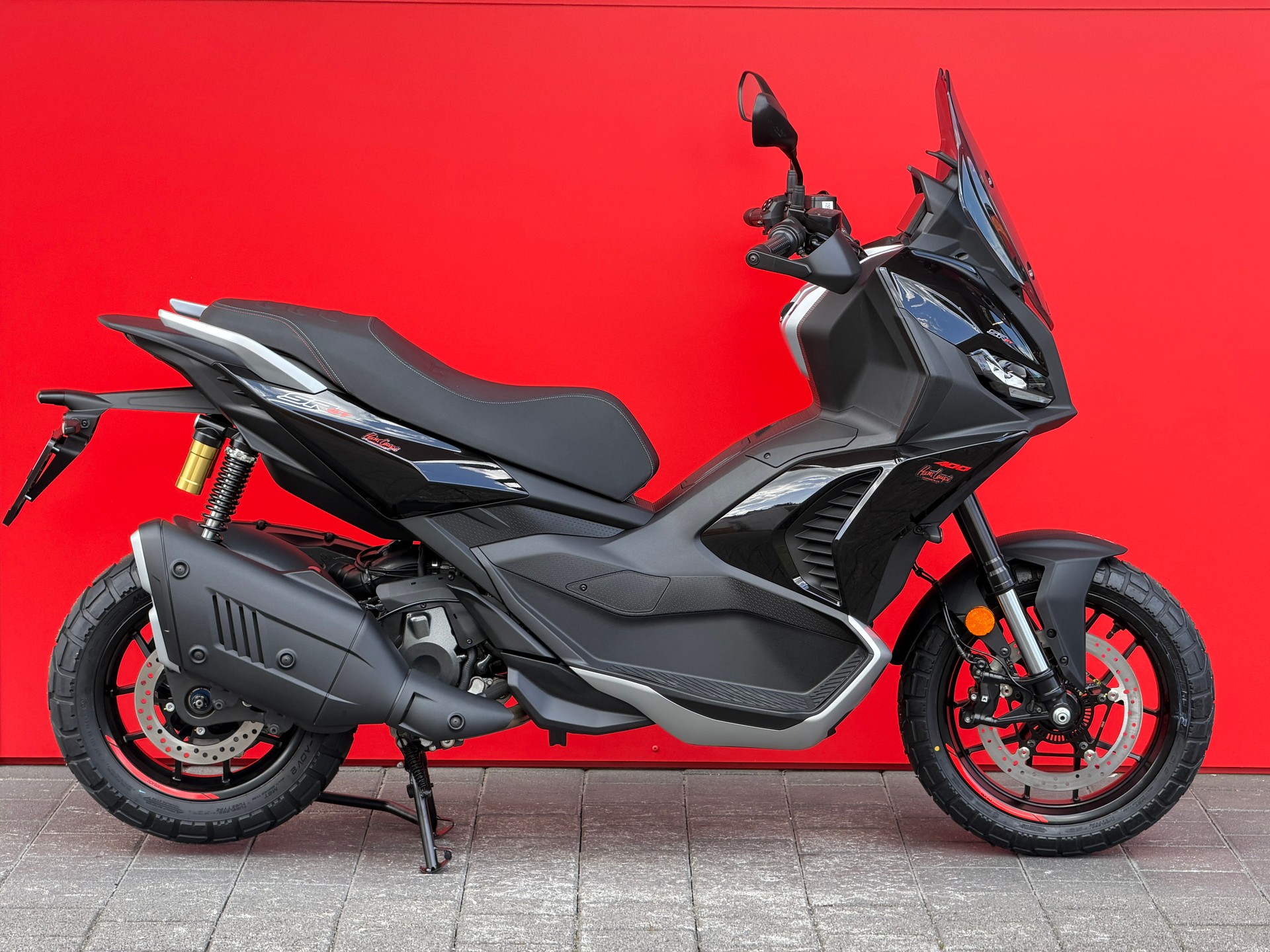 APRILIA SR 400 GT - 1