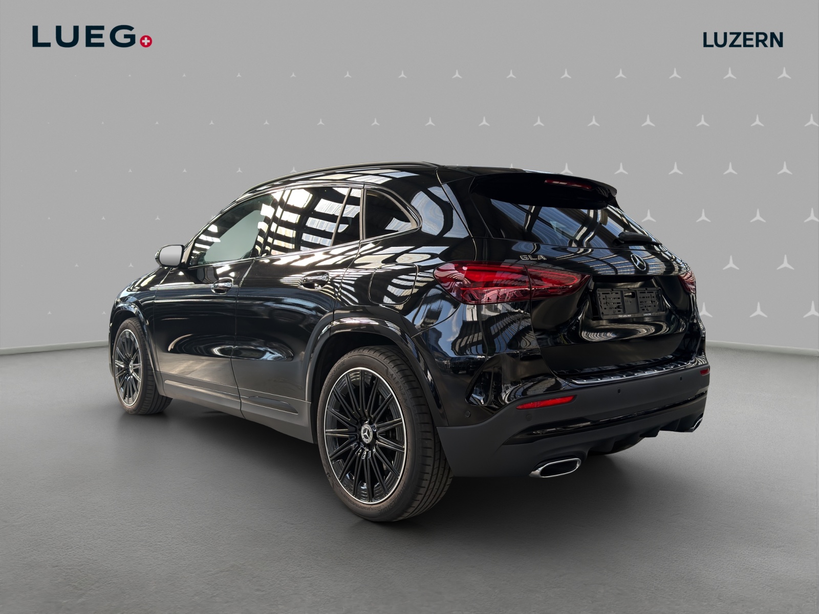MERCEDES-BENZ GLA 250 4Matic 8G-DCT - 3