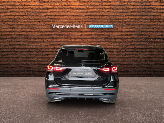 MERCEDES-BENZ GLA 250e AMG Line 8G-DCT - 6