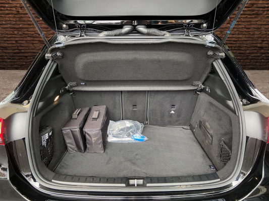 MERCEDES-BENZ GLA 250e AMG Line 8G-DCT - 7