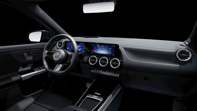 MERCEDES-BENZ EQA 350 4M Swiss Star - 8