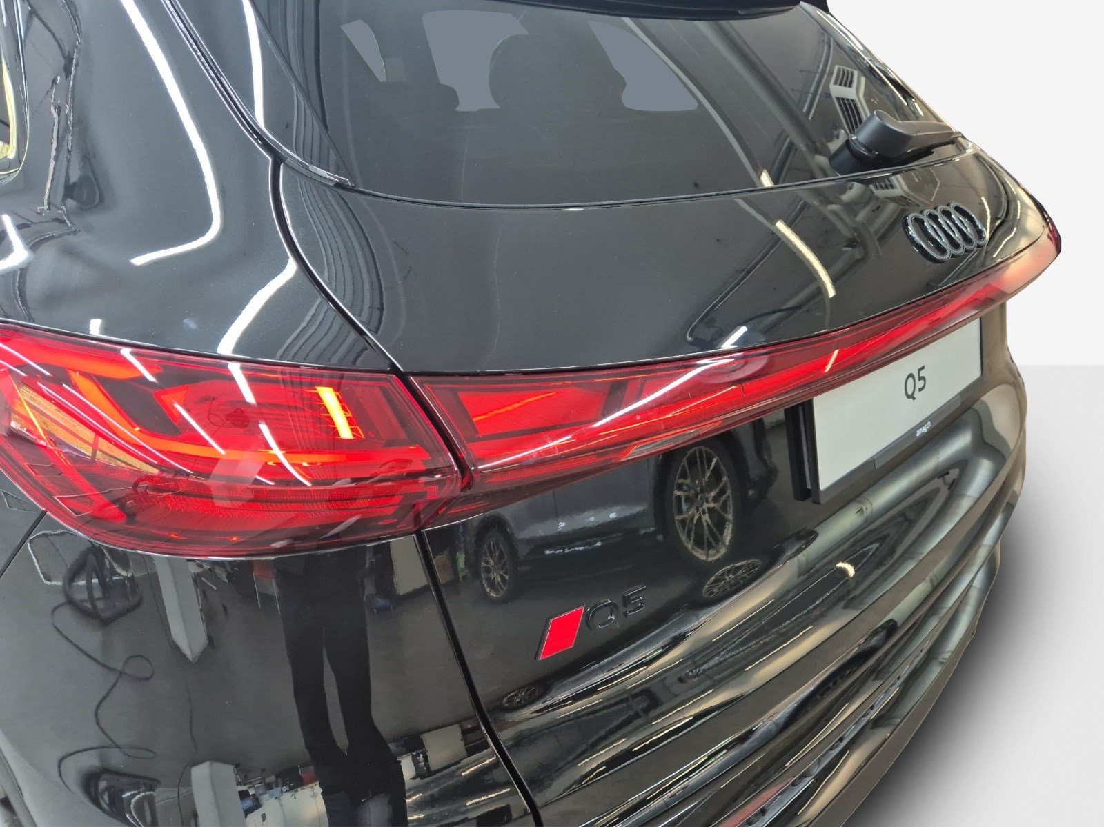 AUDI Q5 TDI quattro 150 kW S-tronic - 16