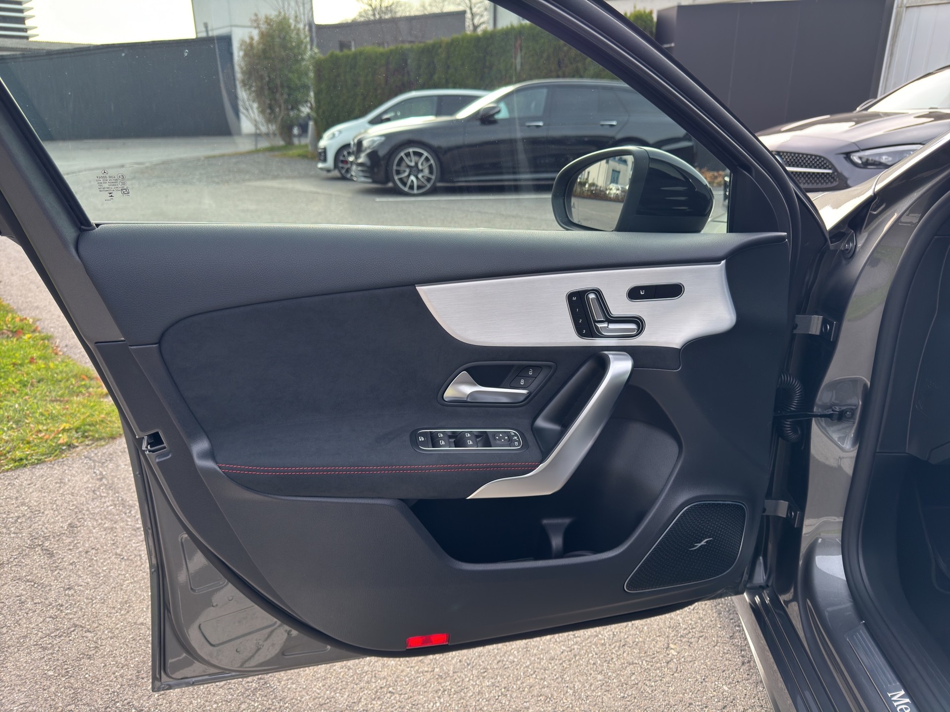 MERCEDES-BENZ A 250 4Matic 8G-DCT - 9