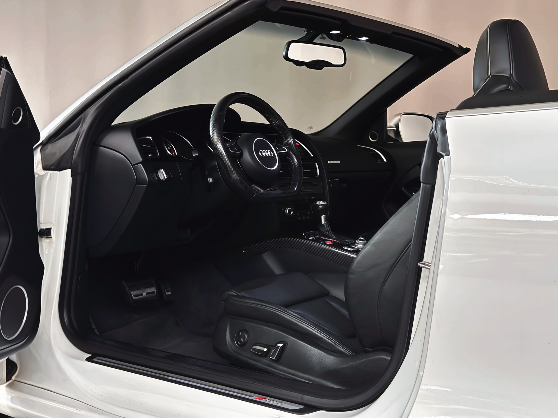 AUDI RS5 Cabrio 4.2 FSI quattro S-tronic - 14