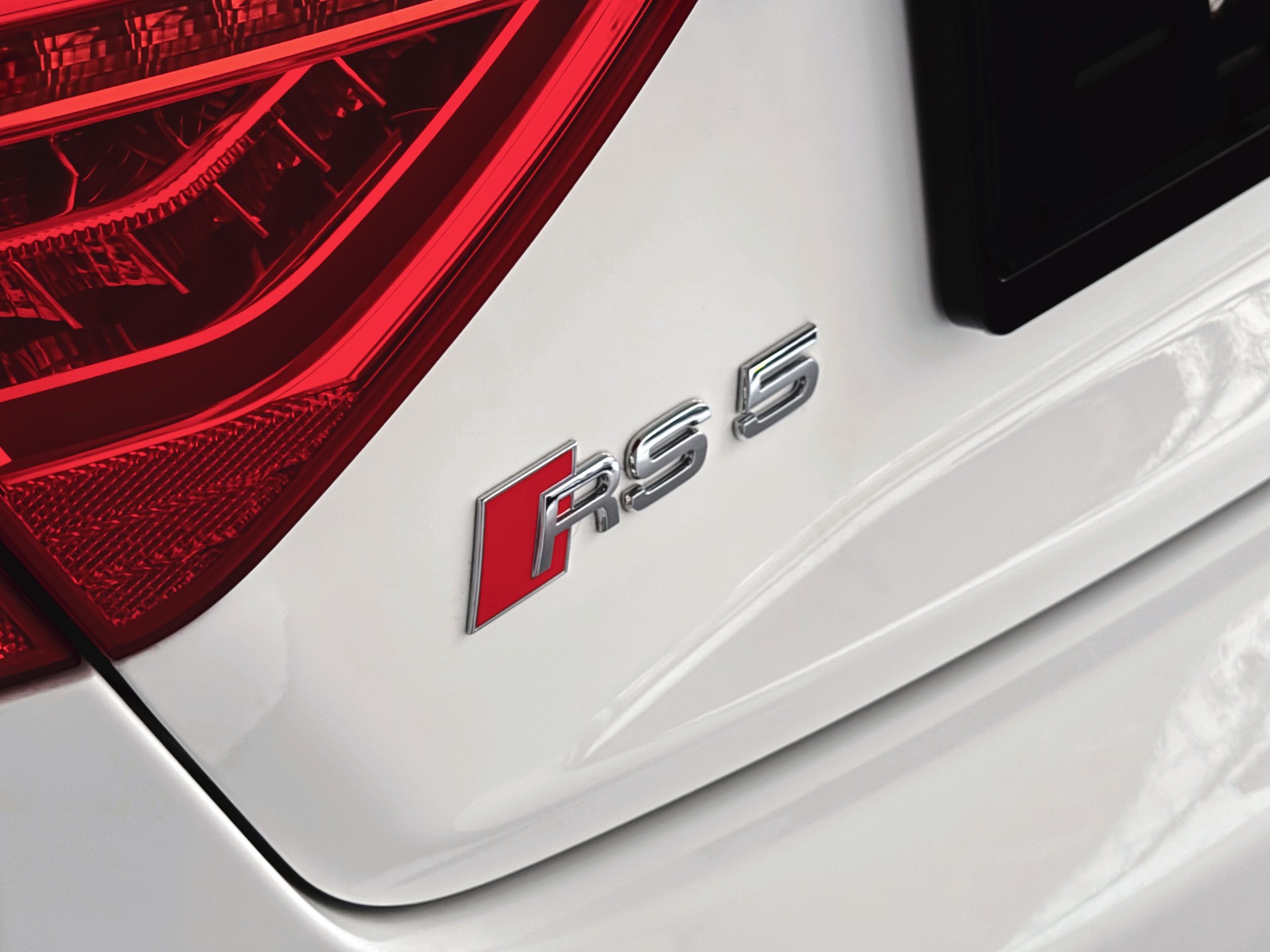 AUDI RS5 Cabrio 4.2 FSI quattro S-tronic - 28