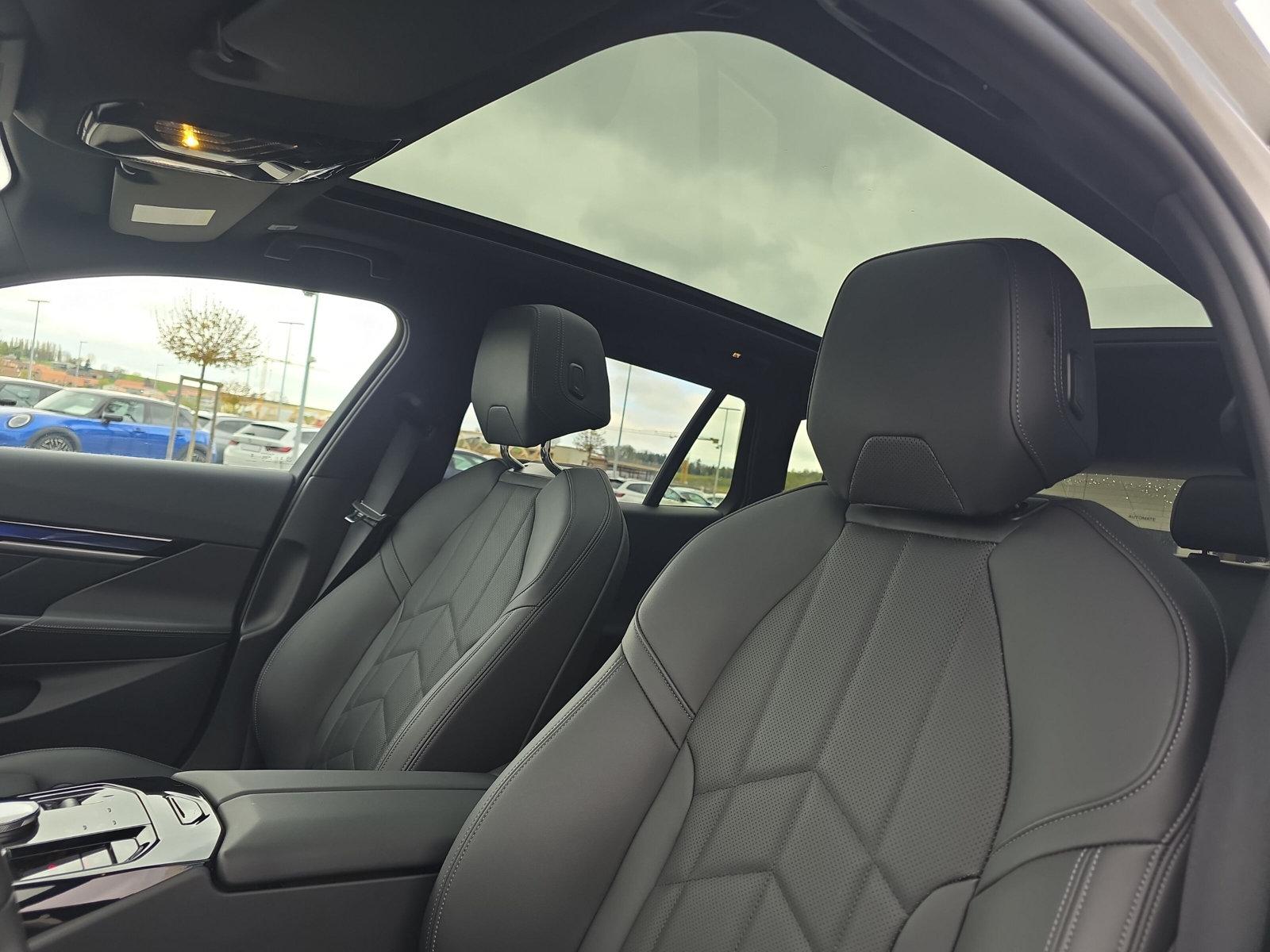 BMW 520d M Sport xDrive Touring G61 (CH) AHK 2.0T ** Action Leasing 0.9% ** - 22