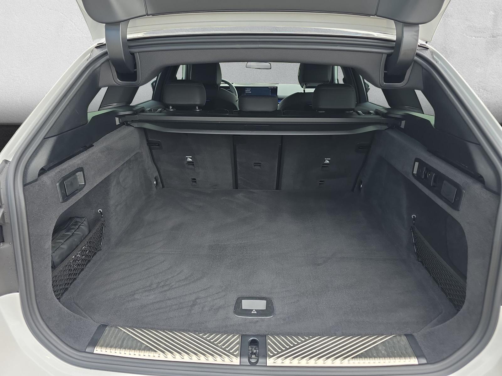 BMW 520d M Sport xDrive Touring G61 (CH) AHK 2.0T ** Action Leasing 0.9% ** - 10