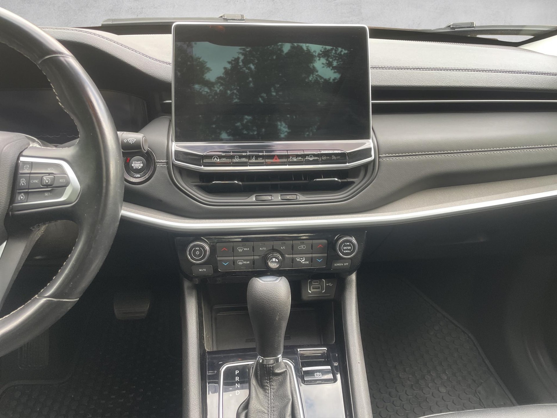 JEEP Compass 1.3 Turbo Limited - 11