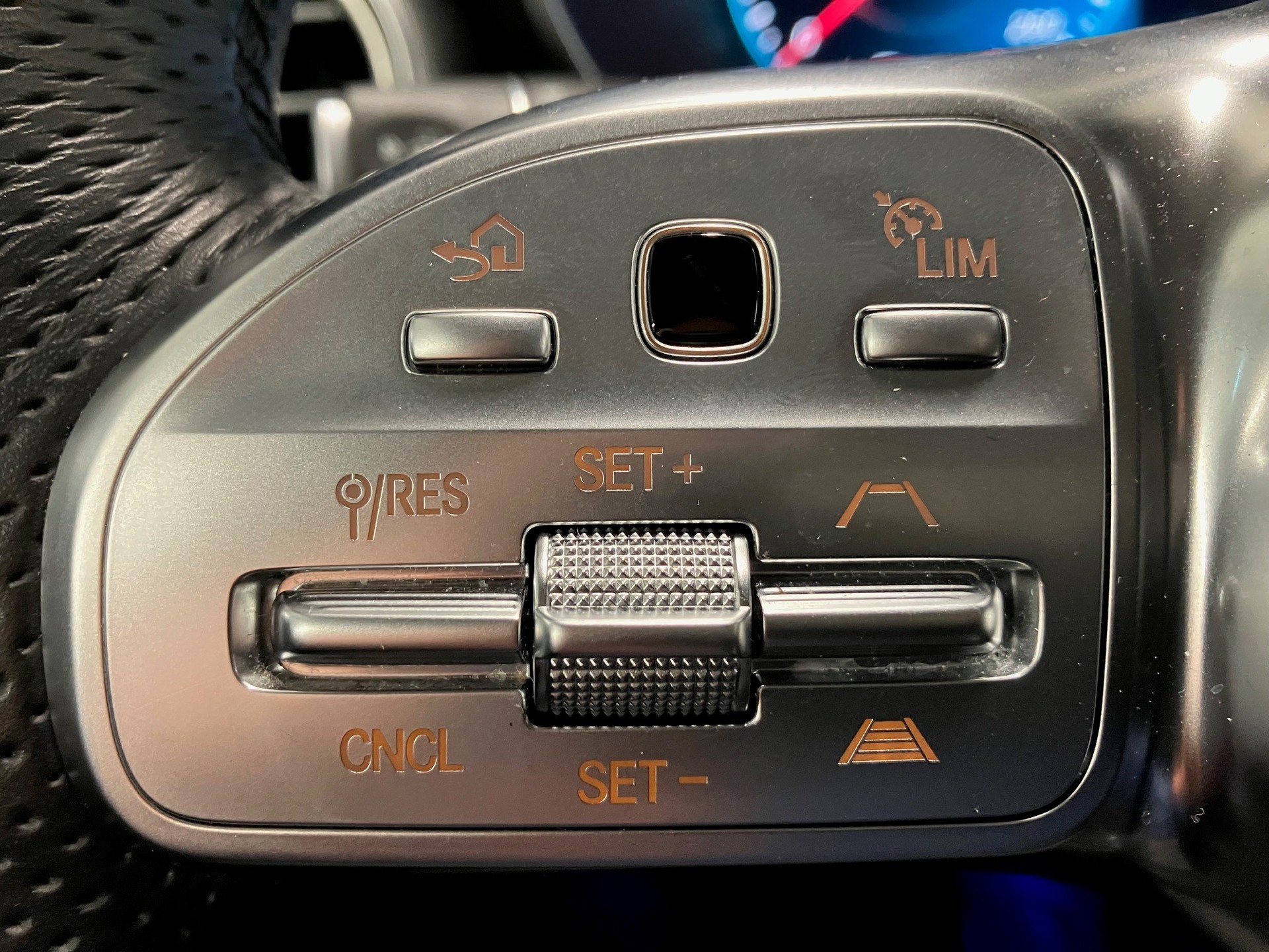 MERCEDES-BENZ GLE 580 4Matic AMG Line 9G-Tronic - 11