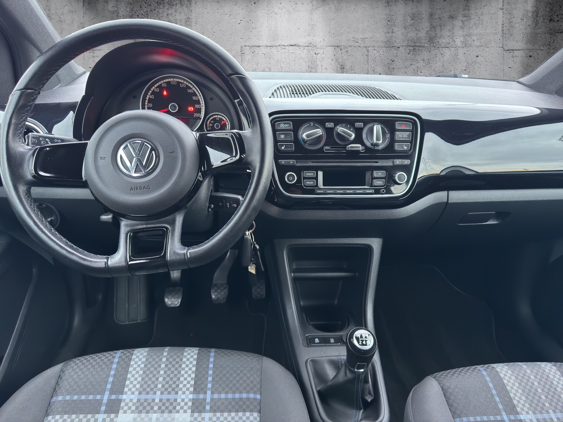 VW Up 1.0 BMT day & night - 11