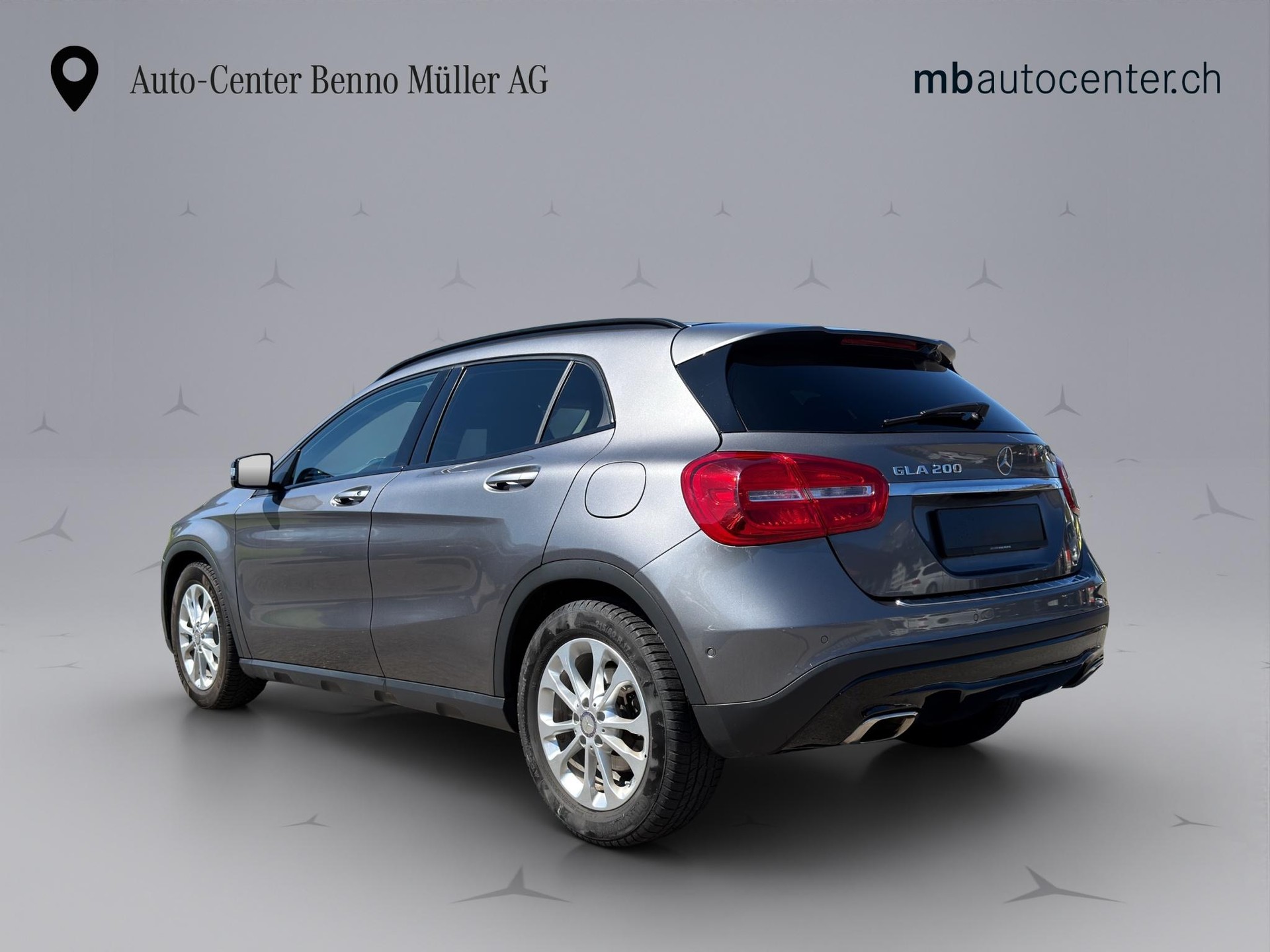 MERCEDES-BENZ GLA 200 Urban - 3