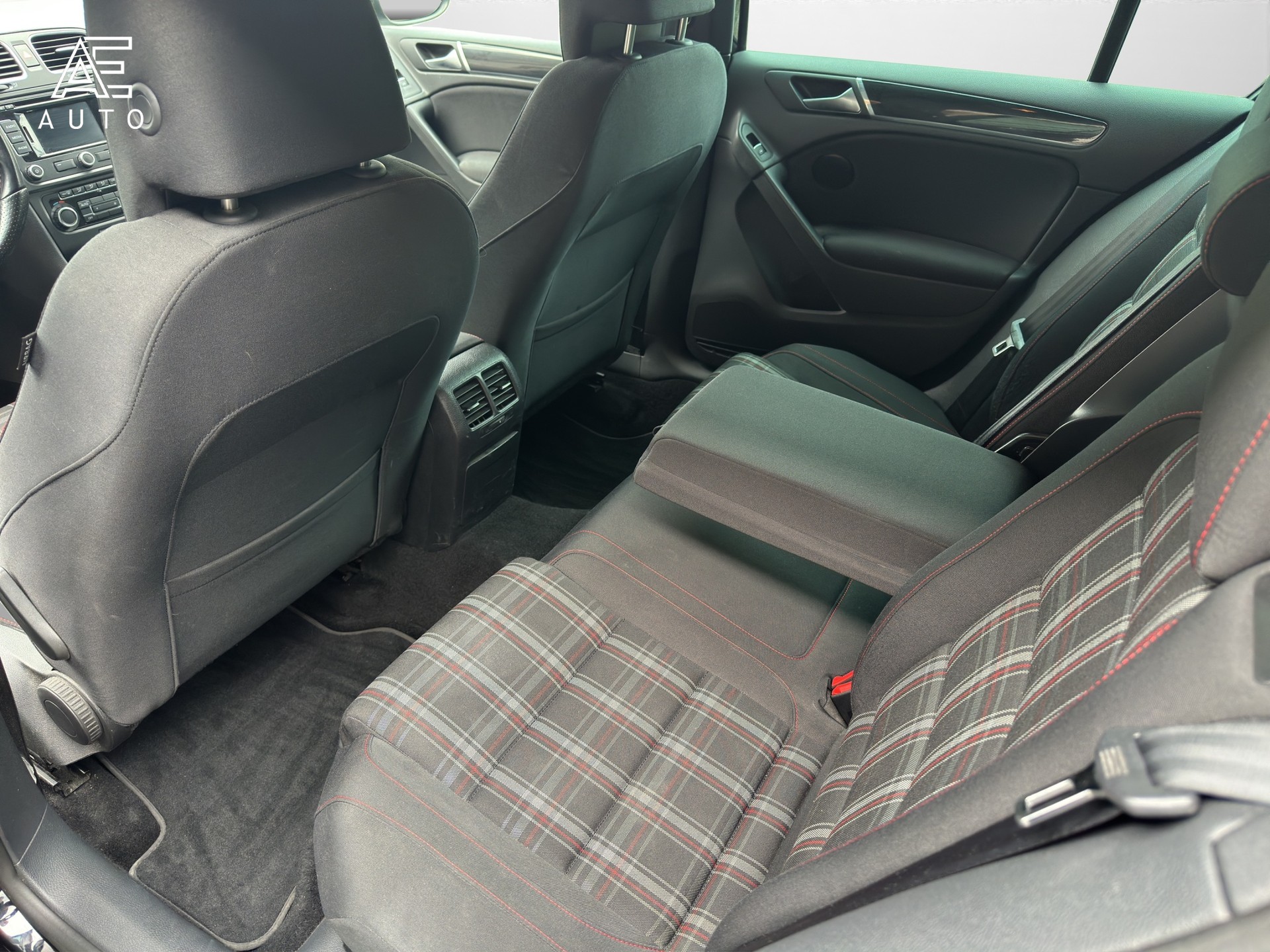 VW Golf 2.0 TSI GTI - 10