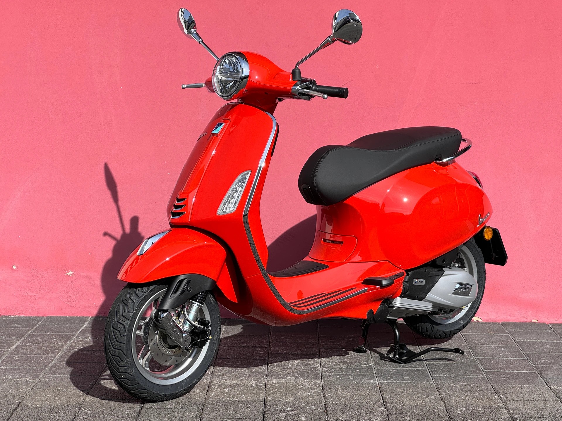 PIAGGIO Vespa 125 Primavera ABS - 11