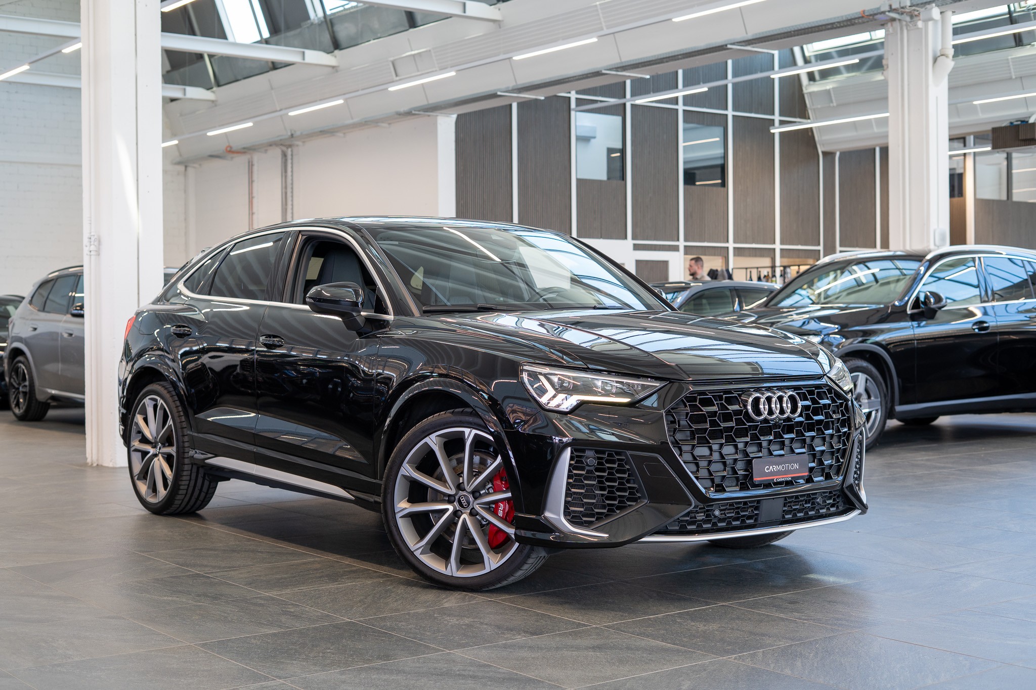 RS Q3 Sportback 2.5 TFSI quattro S-Tronic / Sportsitze / Rückfahrkamera / el. Sitze