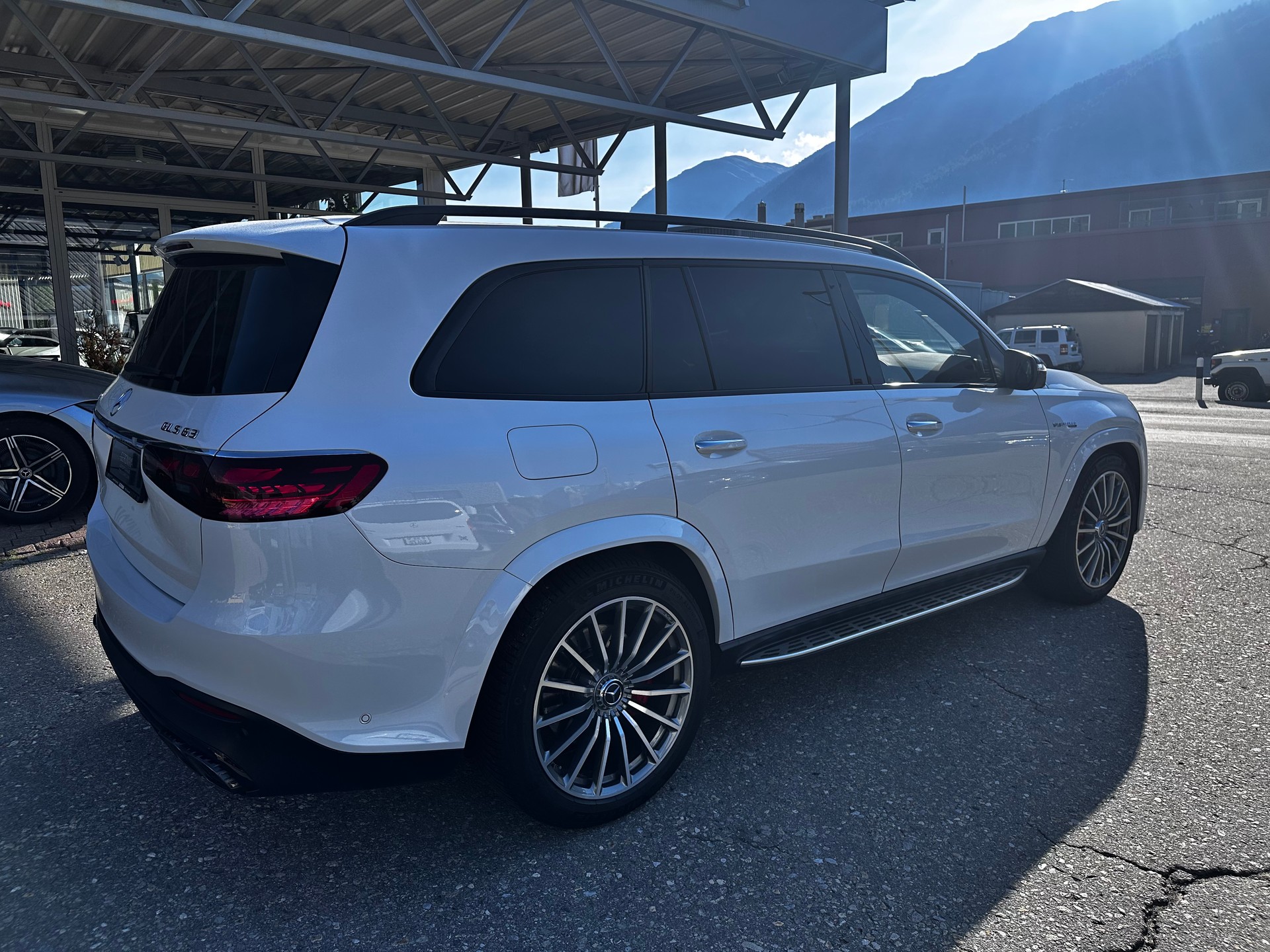 MERCEDES-BENZ GLS 63 AMG 4matic+ - 8