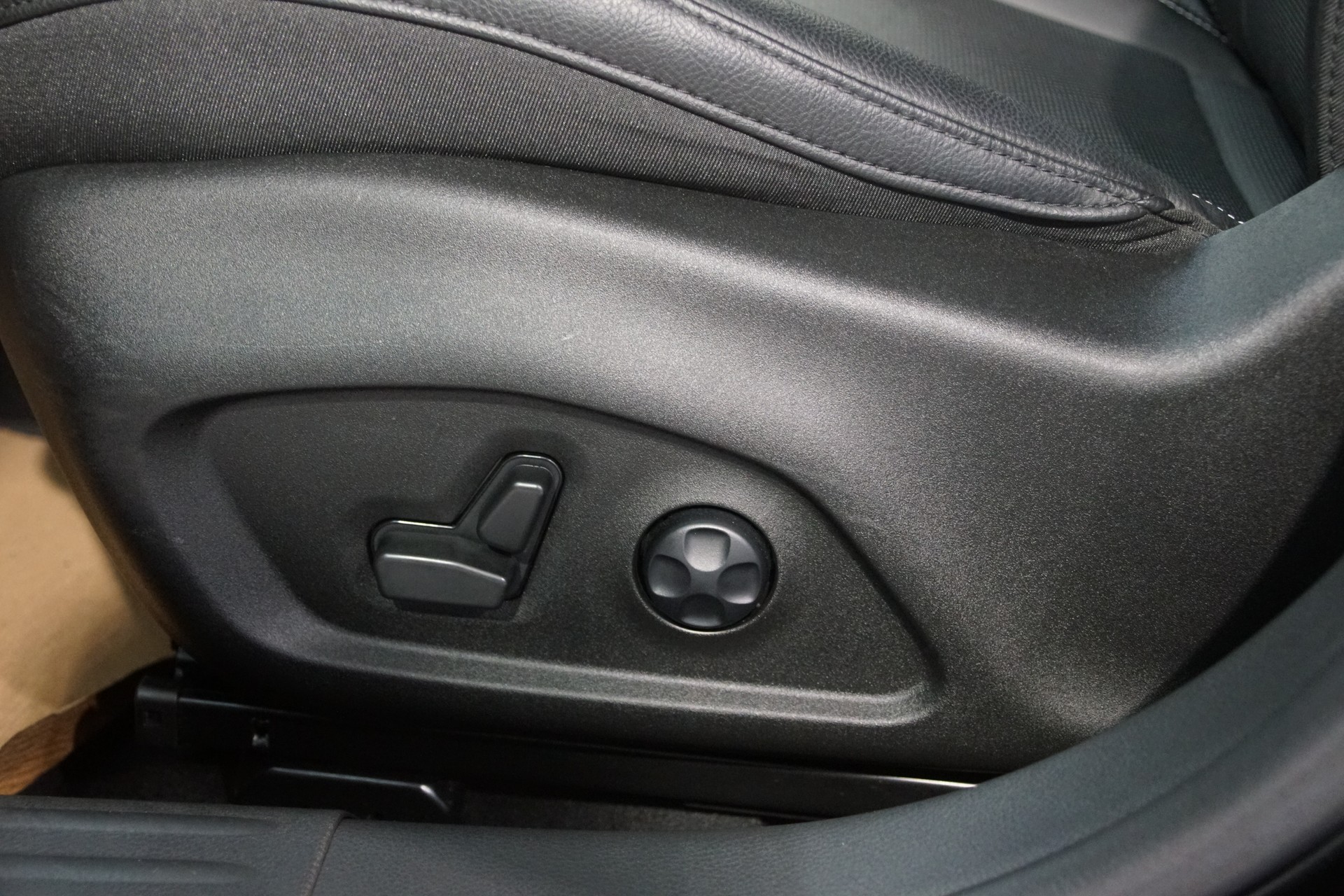 JEEP Compass 1.3 T PHEV S AWD - 16