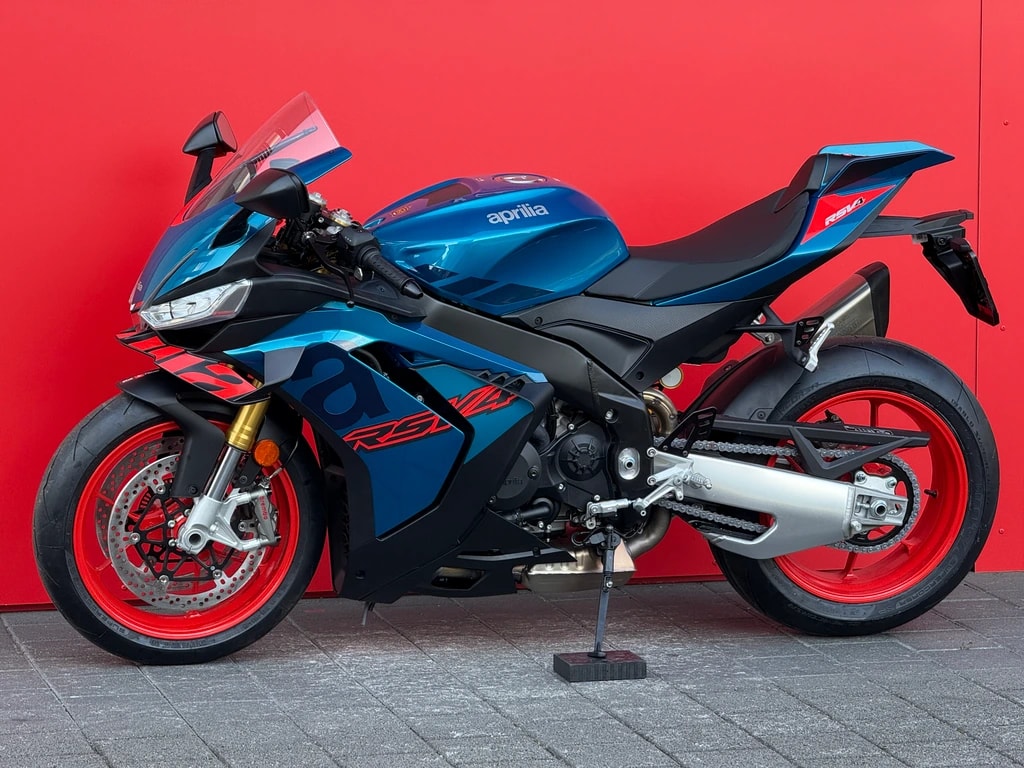APRILIA RSV4 1100 E5+ - 10
