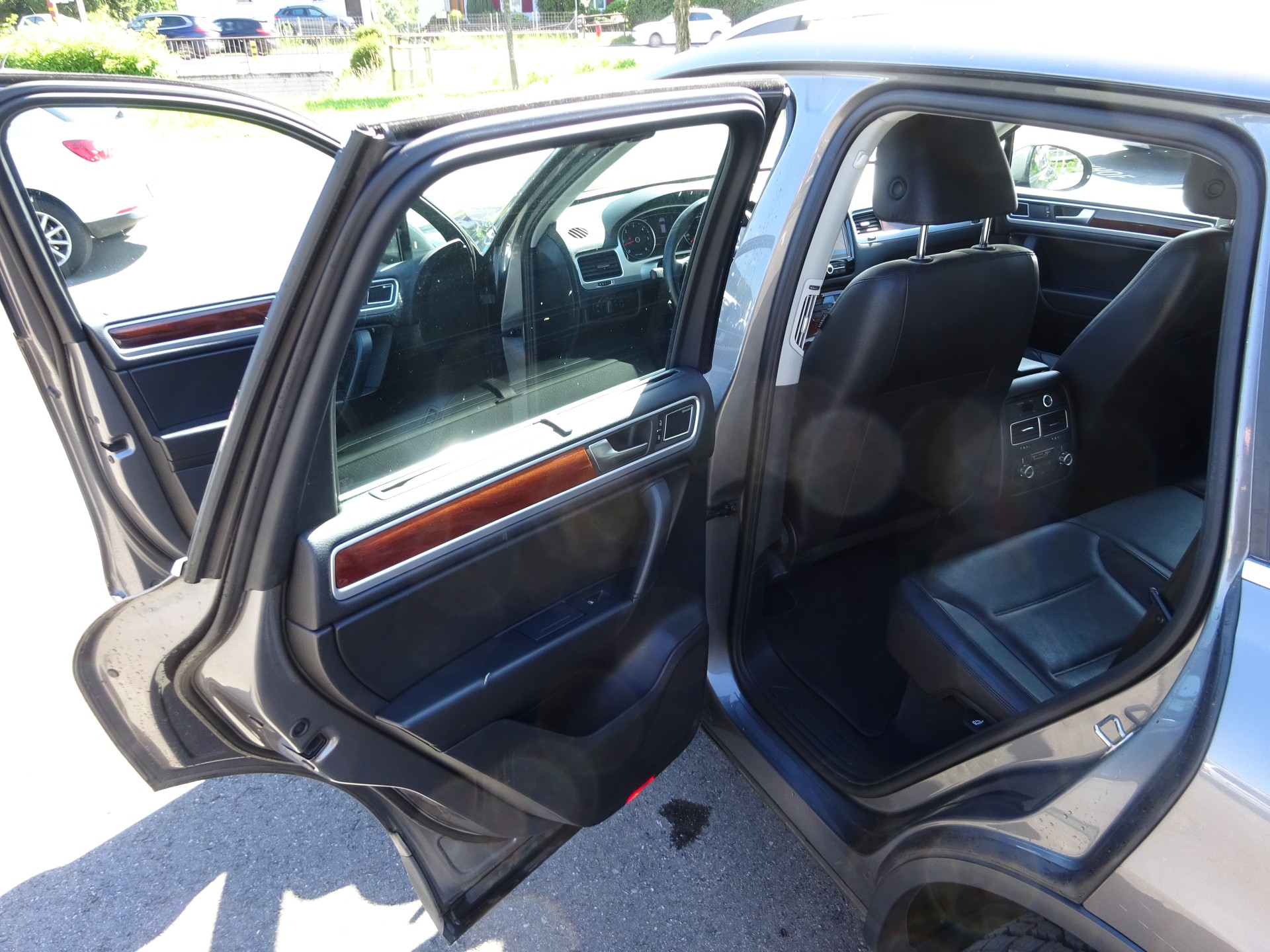 VW Touareg 3.0 TDI BlueMotion Technology Tiptronic - 8