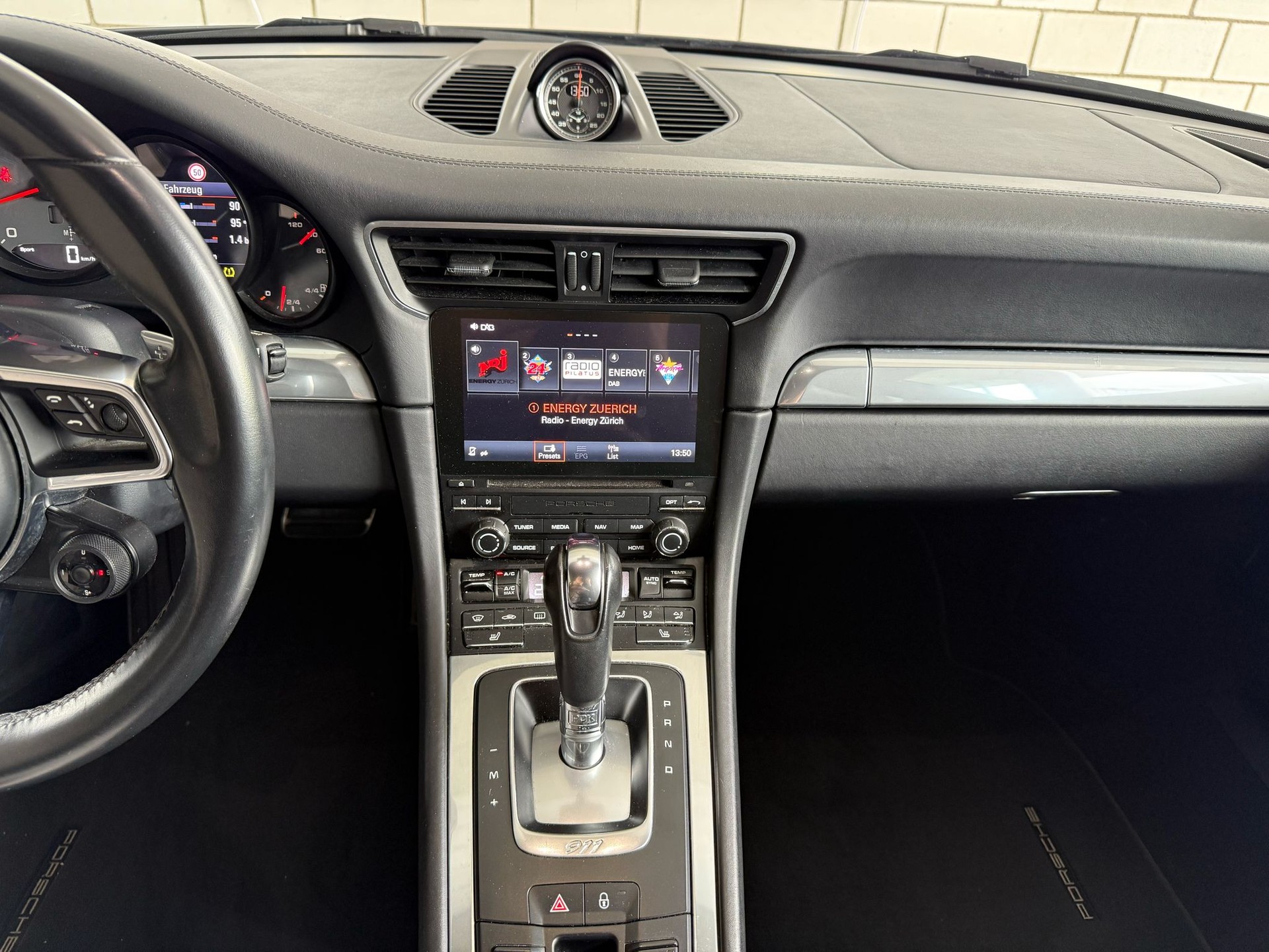 PORSCHE 911 Carrera 4S PDK - 8