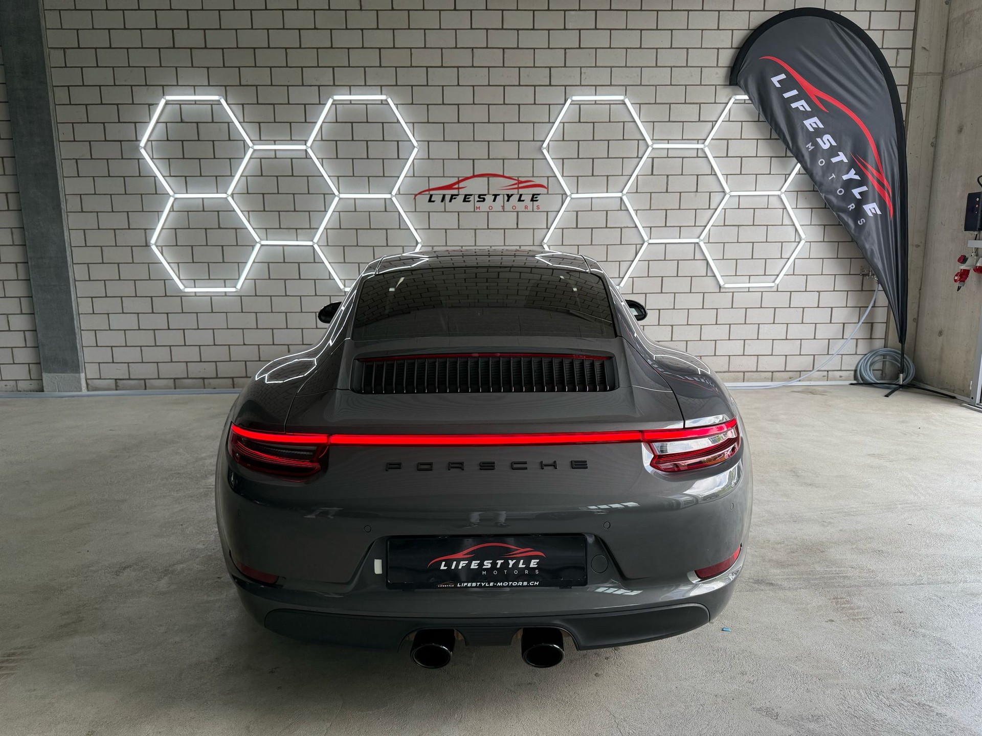 PORSCHE 911 Carrera 4S PDK - 4