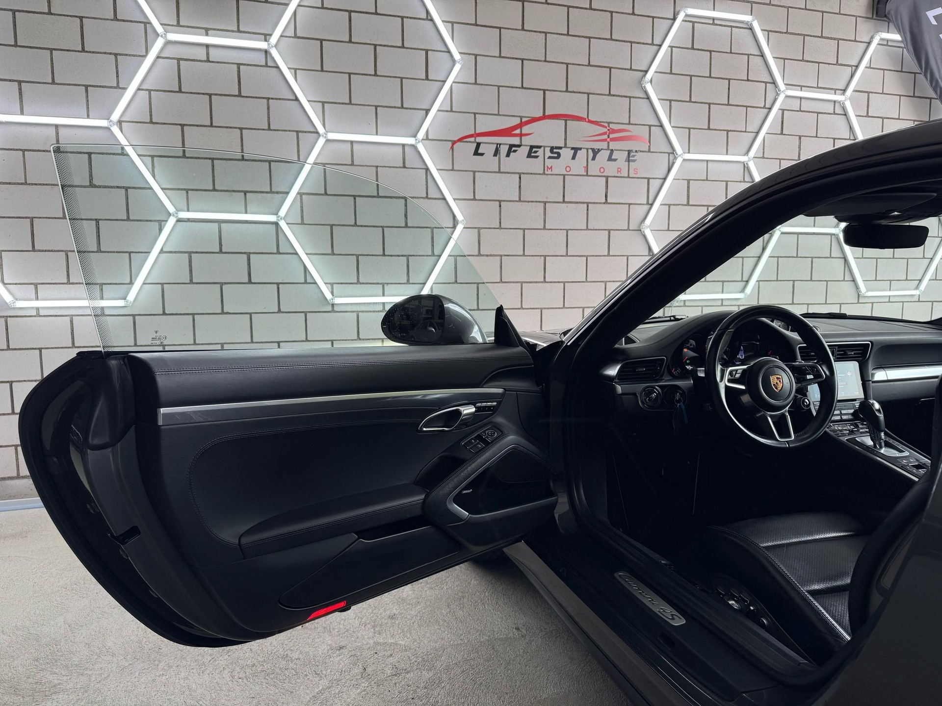 PORSCHE 911 Carrera 4S PDK - 9