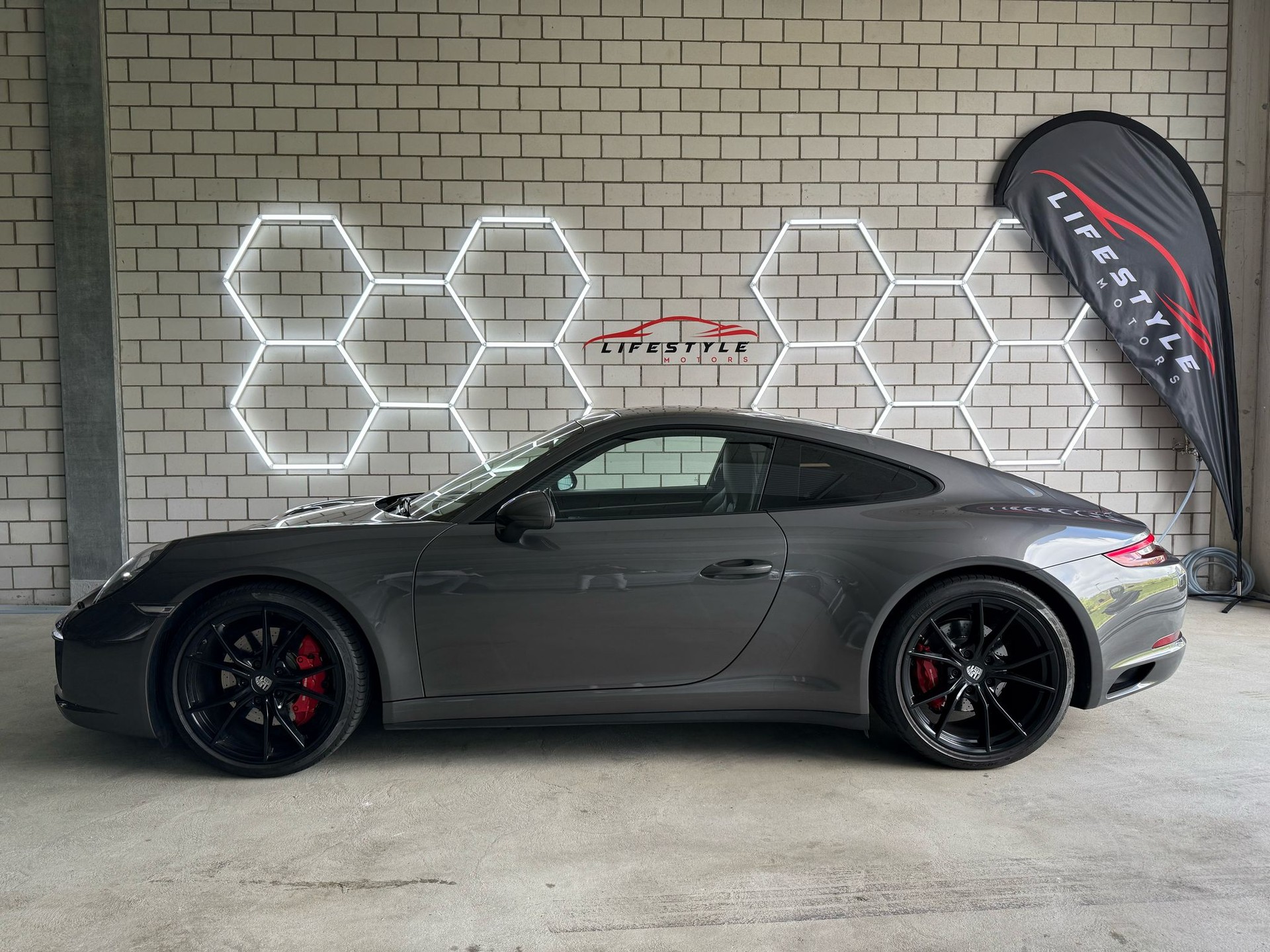 PORSCHE 911 Carrera 4S PDK - 2