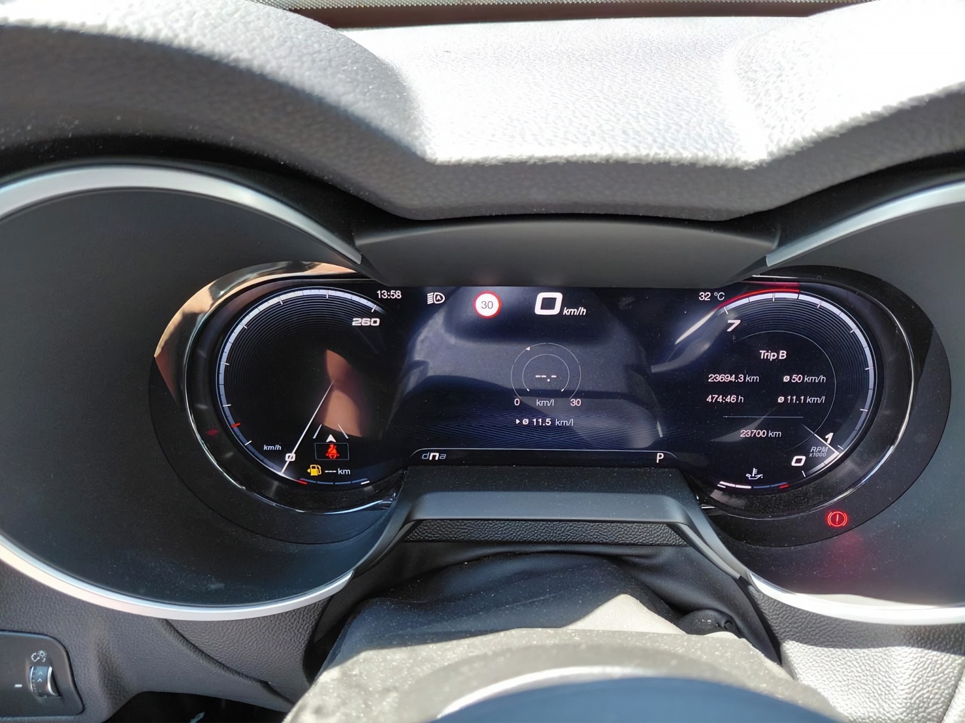 ALFA ROMEO Stelvio 2.0 MA 280 Sprint Q4 Verde Montreal - 16
