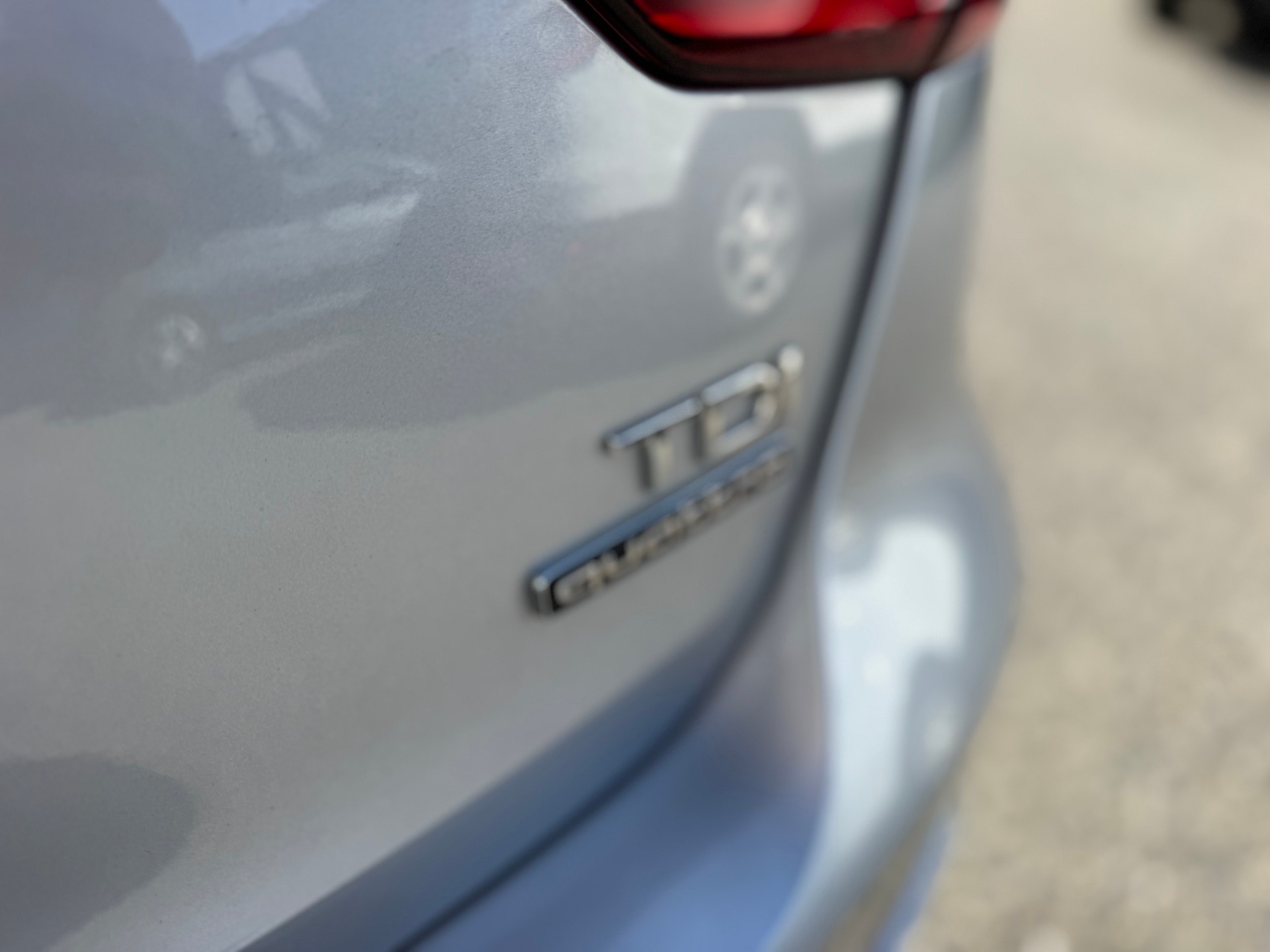 AUDI A4 Avant 2.0 TDI Design quattro S-tronic - 5