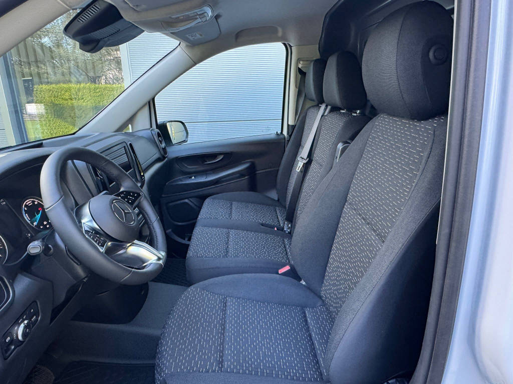 MERCEDES-BENZ eVito 129 Kasten Worker lang 90 kWh - 7