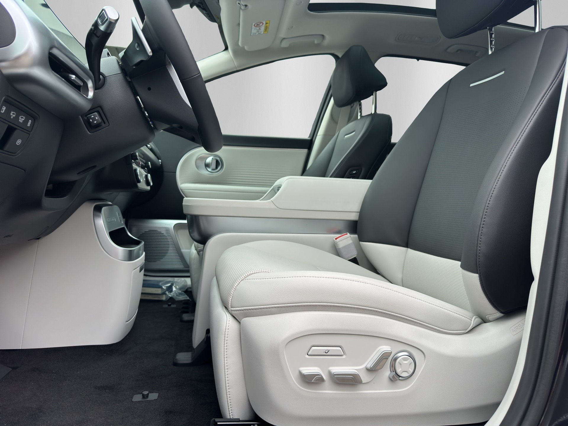 HYUNDAI Ioniq 9 110kWh Vertex 4WD - 12