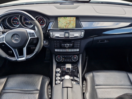 MERCEDES-BENZ CLS 63 AMG S Executive 4M - 9