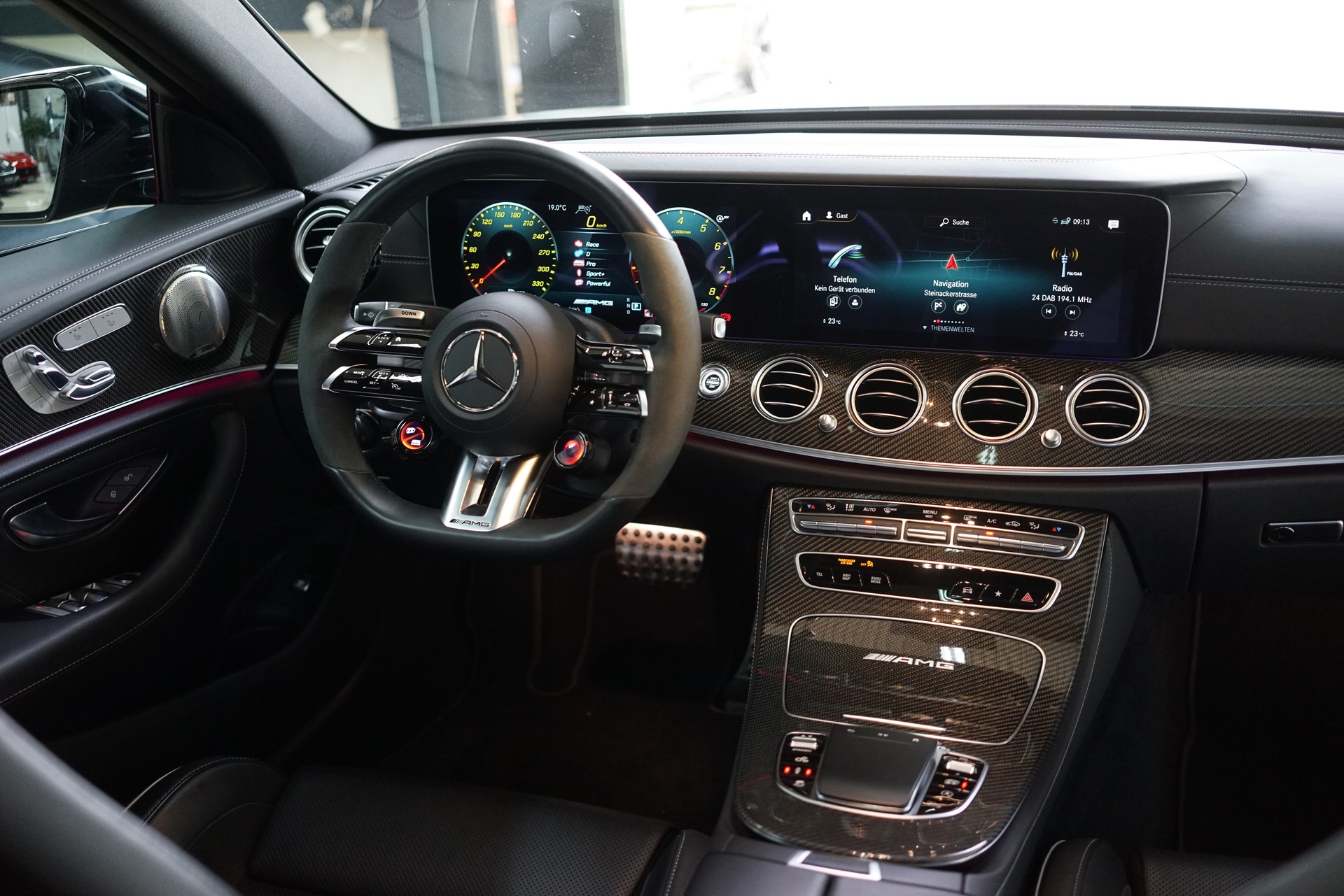 MERCEDES-BENZ AMG E 63 S 4Matic+ Speedshift 9G-TCT - 30