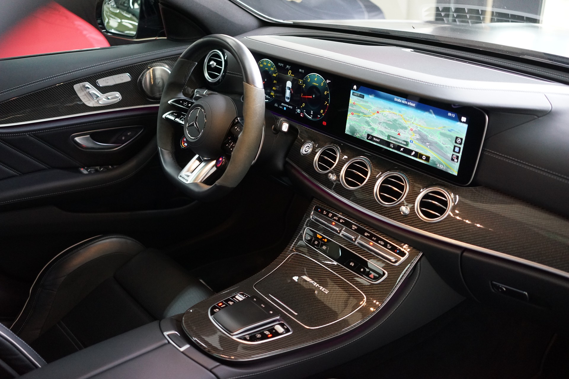 MERCEDES-BENZ AMG E 63 S 4Matic+ Speedshift 9G-TCT - 29