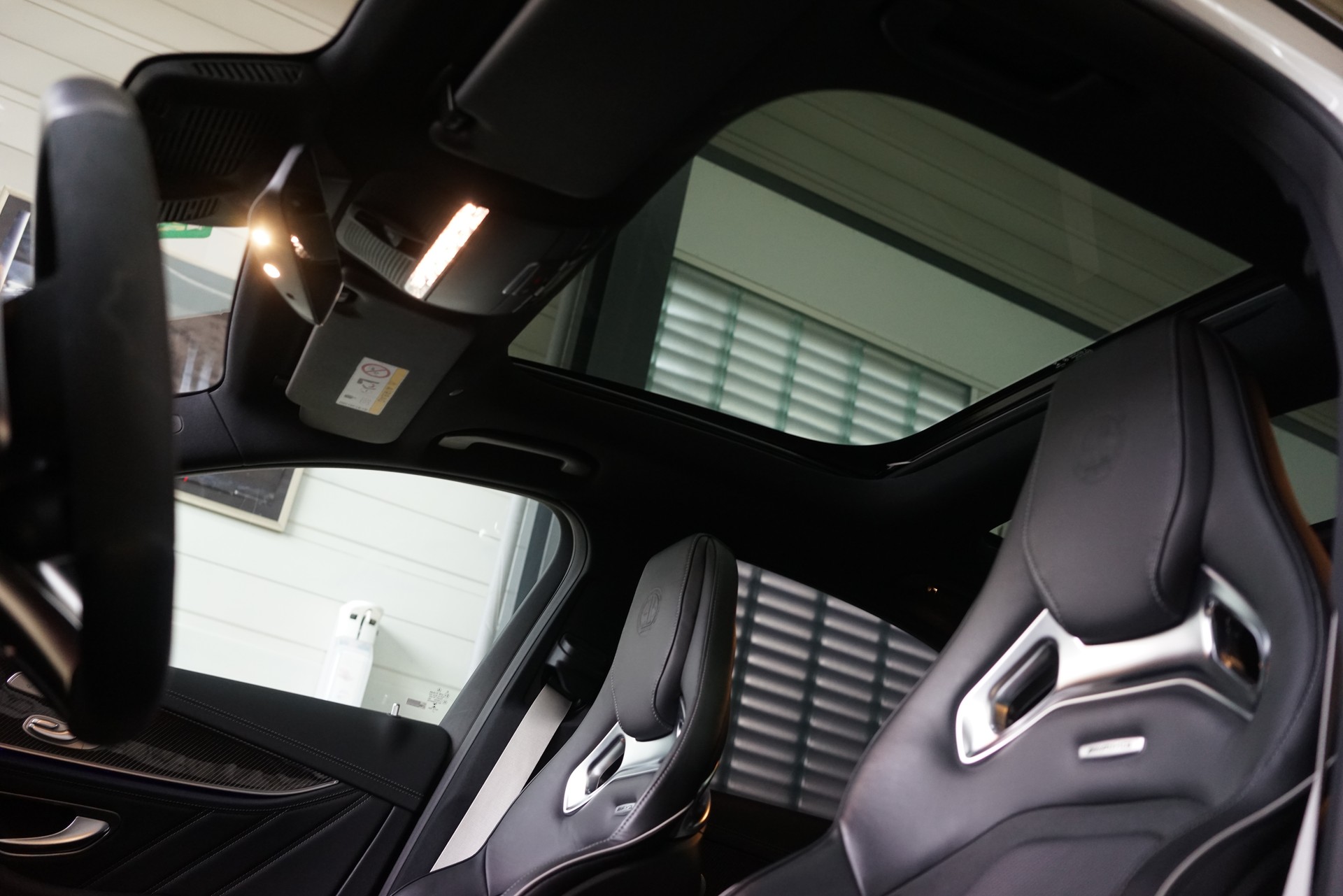 MERCEDES-BENZ AMG E 63 S 4Matic+ Speedshift 9G-TCT - 27