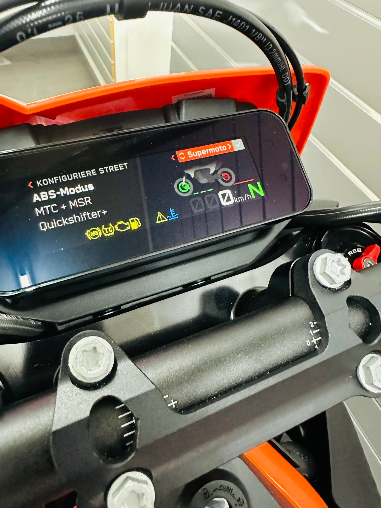 KTM 690 SMC R ABS (35 kW) - 13